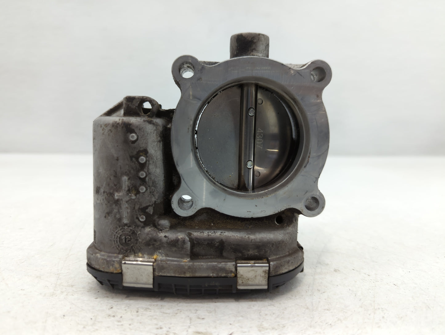 2014-2018 Ford Focus Throttle Body P/N:DS7E-9F991-BB Fits Fits 2014 2015 2016 2017 2018 2019 2020 2021 2022 OEM Used Auto Pa