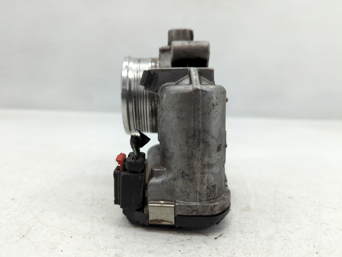 2014-2018 Ford Focus Throttle Body P/N:DS7E-9F991-BB Fits Fits 2014 2015 2016 2017 2018 2019 2020 2021 2022 OEM Used Auto Pa
