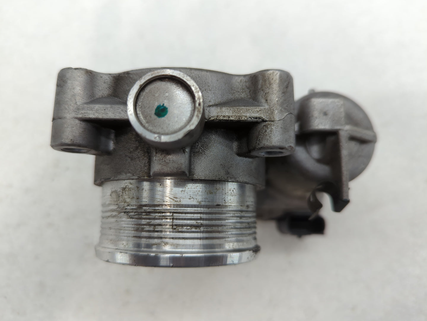 2014-2018 Ford Focus Throttle Body P/N:DS7E-9F991-BB Fits Fits 2014 2015 2016 2017 2018 2019 2020 2021 2022 OEM Used Auto Pa