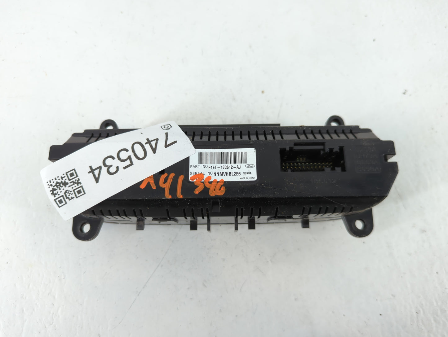 2015-2018 Ford Focus Climate Control Module Temperature AC/Heater Replacement P/N:F1ET-18C612-AJ Fits Fits 2015 2016 2017 20