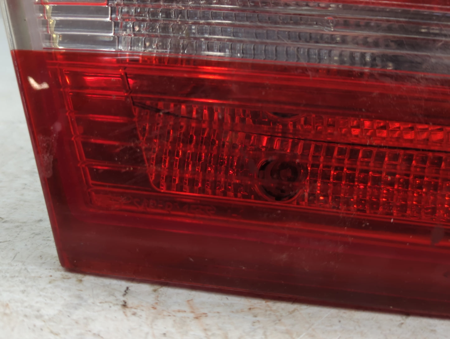 2015-2018 Ford Focus Rear Center Lid Brake Light Tail Light P/N:F1EB-13A603-DD Fits Fits 2015 2016 2017 2018 OEM Used Auto P