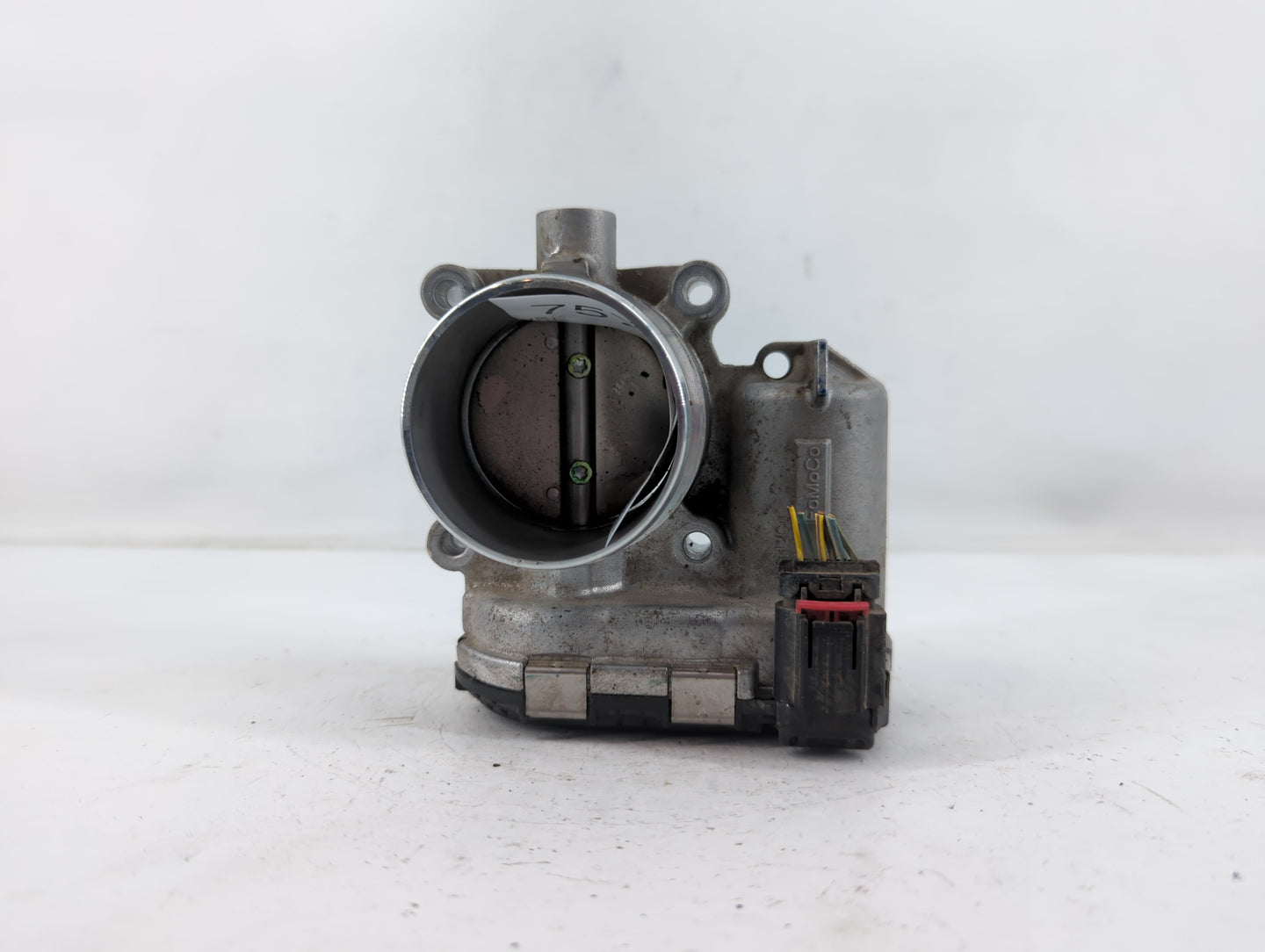 2014-2018 Ford Focus Throttle Body P/N:DS7E-9F991-BB Fits Fits 2014 2015 2016 2017 2018 2019 2020 2021 2022 OEM Used Auto Pa