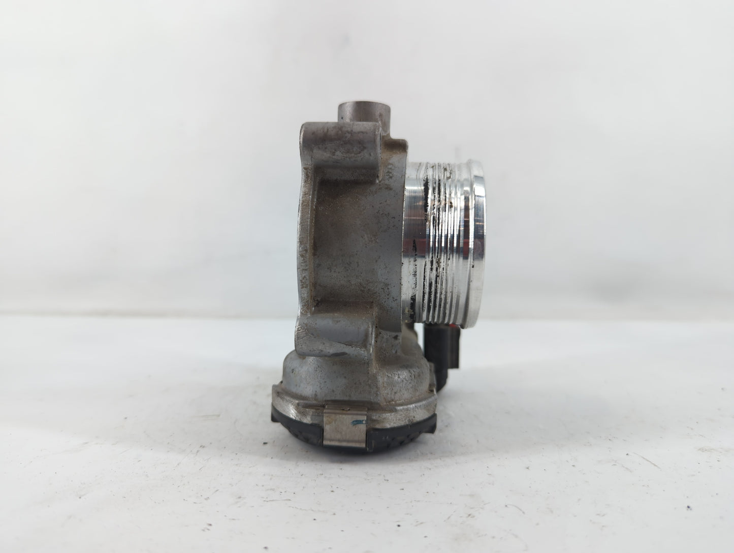 2014-2018 Ford Focus Throttle Body P/N:DS7E-9F991-BB Fits Fits 2014 2015 2016 2017 2018 2019 2020 2021 2022 OEM Used Auto Pa