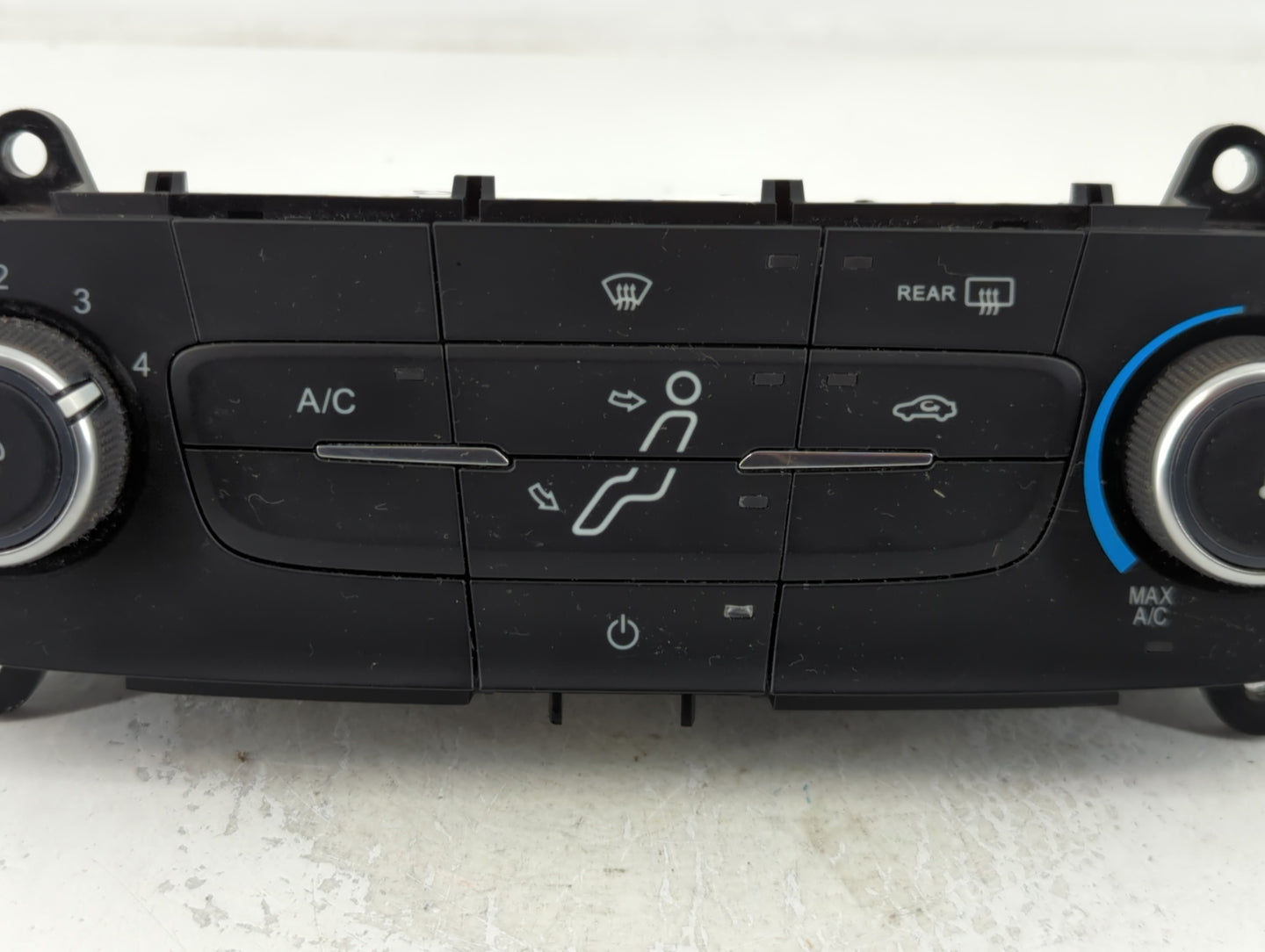2015-2018 Ford Focus Climate Control Module Temperature AC/Heater Replacement P/N:F1ET-19980-JJ Fits Fits 2015 2016 2017 201