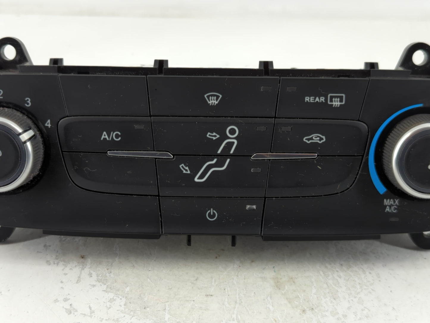 2015-2018 Ford Focus Climate Control Module Temperature AC/Heater Replacement P/N:F1ET-19980-JJ Fits Fits 2015 2016 2017 201