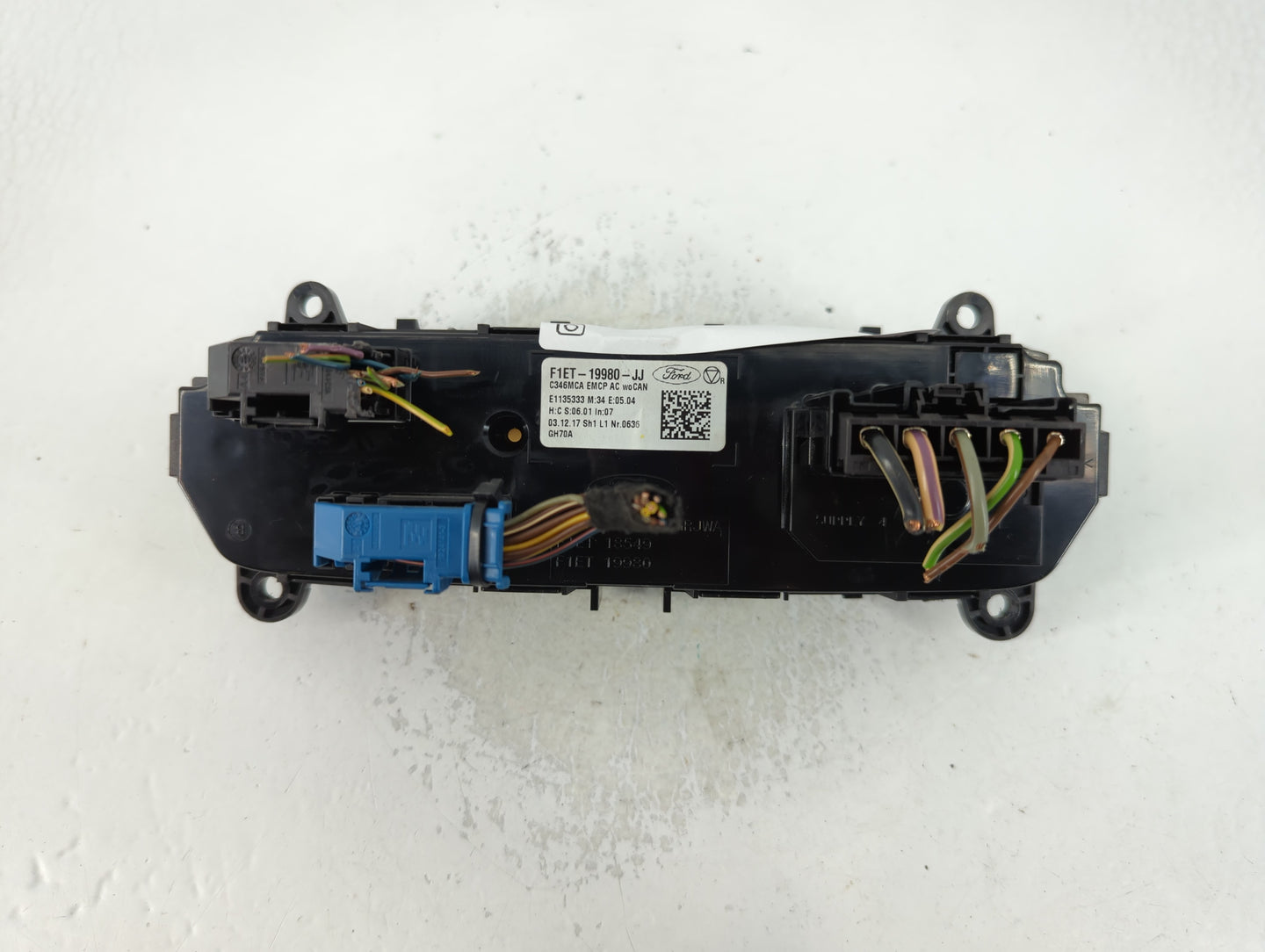 2015-2018 Ford Focus Climate Control Module Temperature AC/Heater Replacement P/N:F1ET-19980-JJ Fits Fits 2015 2016 2017 201