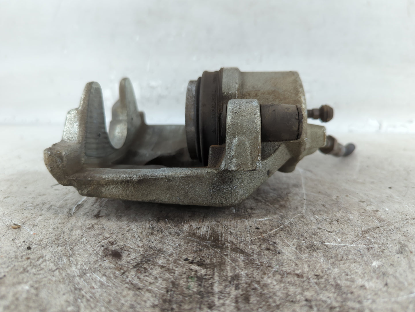 2012-2018 Ford Focus Front Driver Left Brake Caliper - Oemusedautoparts1.com