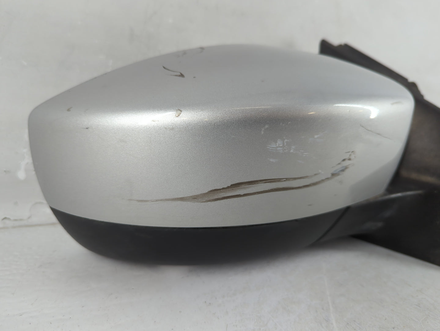 2018 Ford Focus Driver Side View Mirror - Left Door Mirror OEM Used - Oemusedautoparts1.com