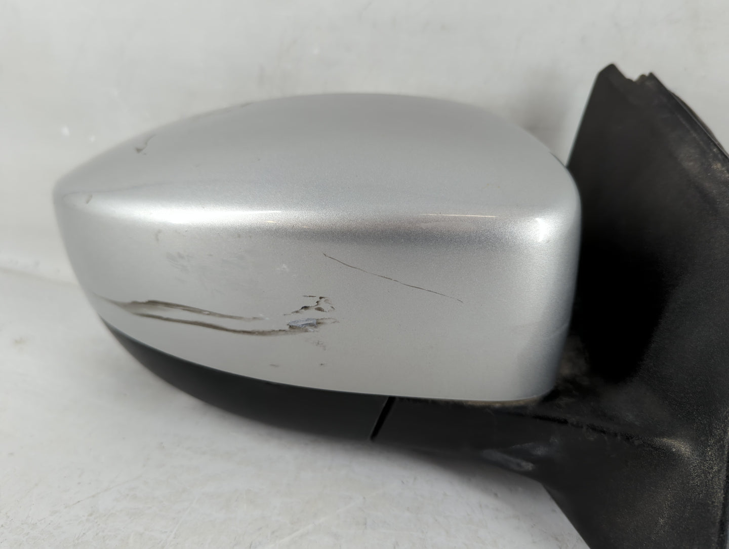 2018 Ford Focus Driver Side View Mirror - Left Door Mirror OEM Used - Oemusedautoparts1.com