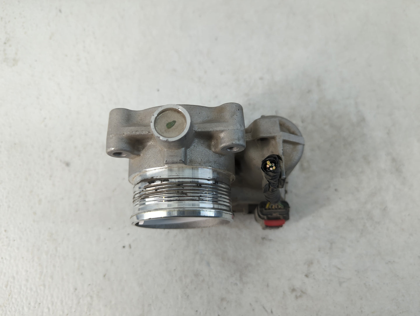 2014-2018 Ford Focus Throttle Body P/N:DS7E-9F991-BB Fits Fits 2014 2015 2016 2017 2018 2019 2020 2021 2022 OEM Used Auto Pa