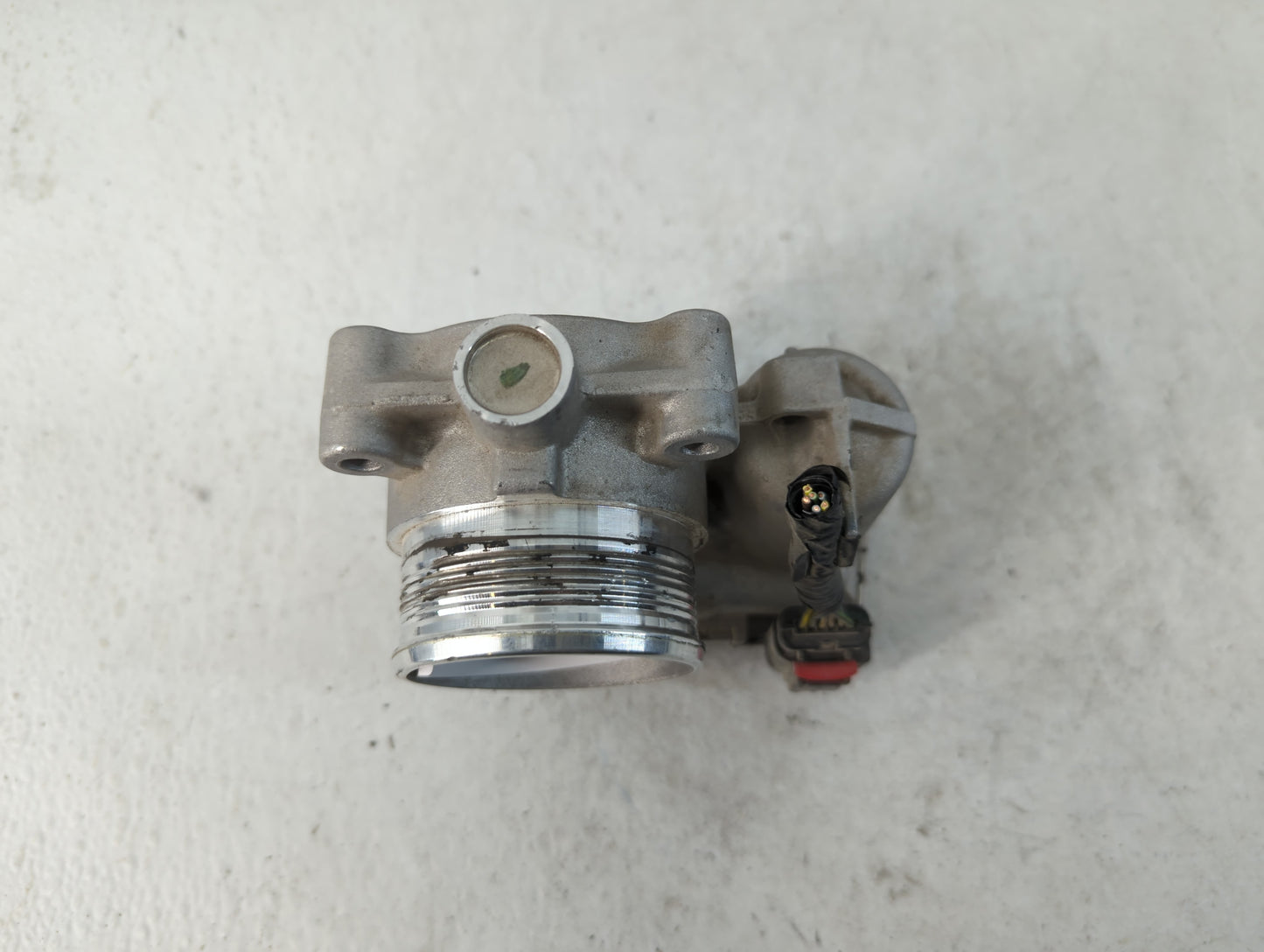2014-2018 Ford Focus Throttle Body P/N:DS7E-9F991-BB Fits Fits 2014 2015 2016 2017 2018 2019 2020 2021 2022 OEM Used Auto Pa