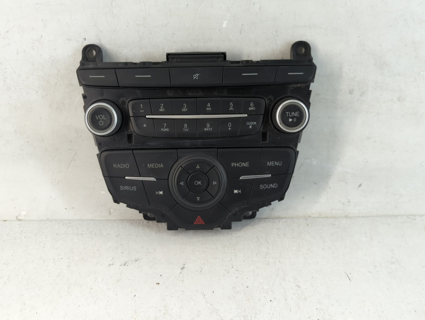 2015-2018 Ford Focus Radio AM FM Cd Player Receiver Replacement P/N:17025125-01 J1ET18K811KA Fits Fits 2015 2016 2017 2018 2