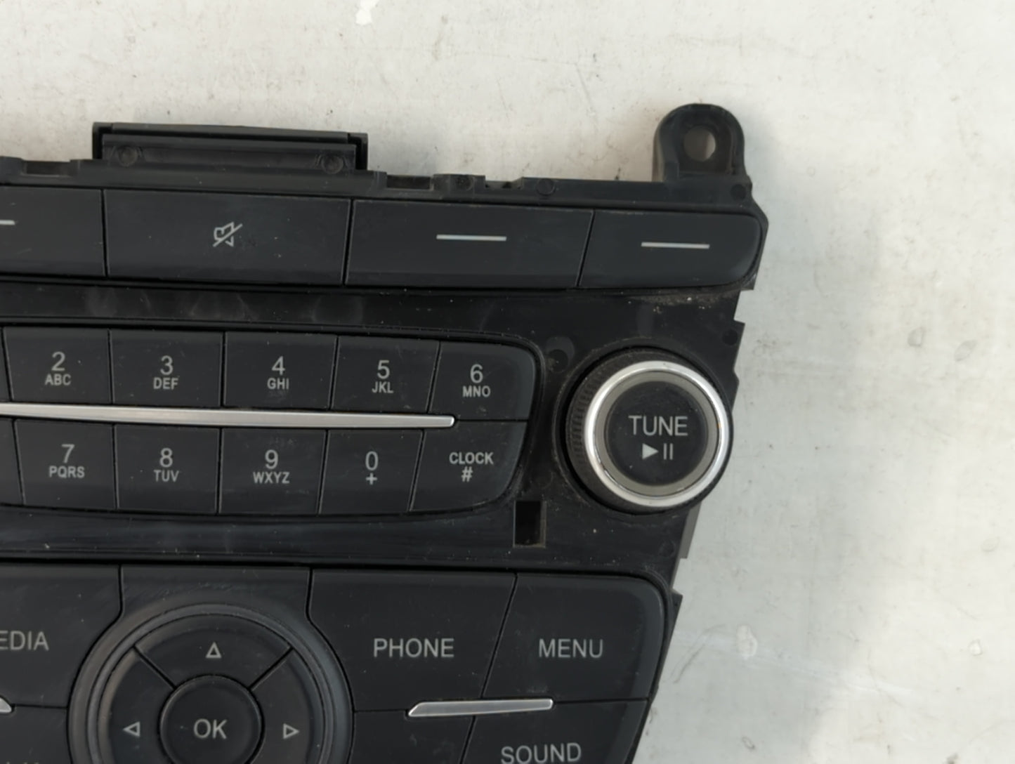2015-2018 Ford Focus Radio AM FM Cd Player Receiver Replacement P/N:17025125-01 J1ET18K811KA Fits Fits 2015 2016 2017 2018 2