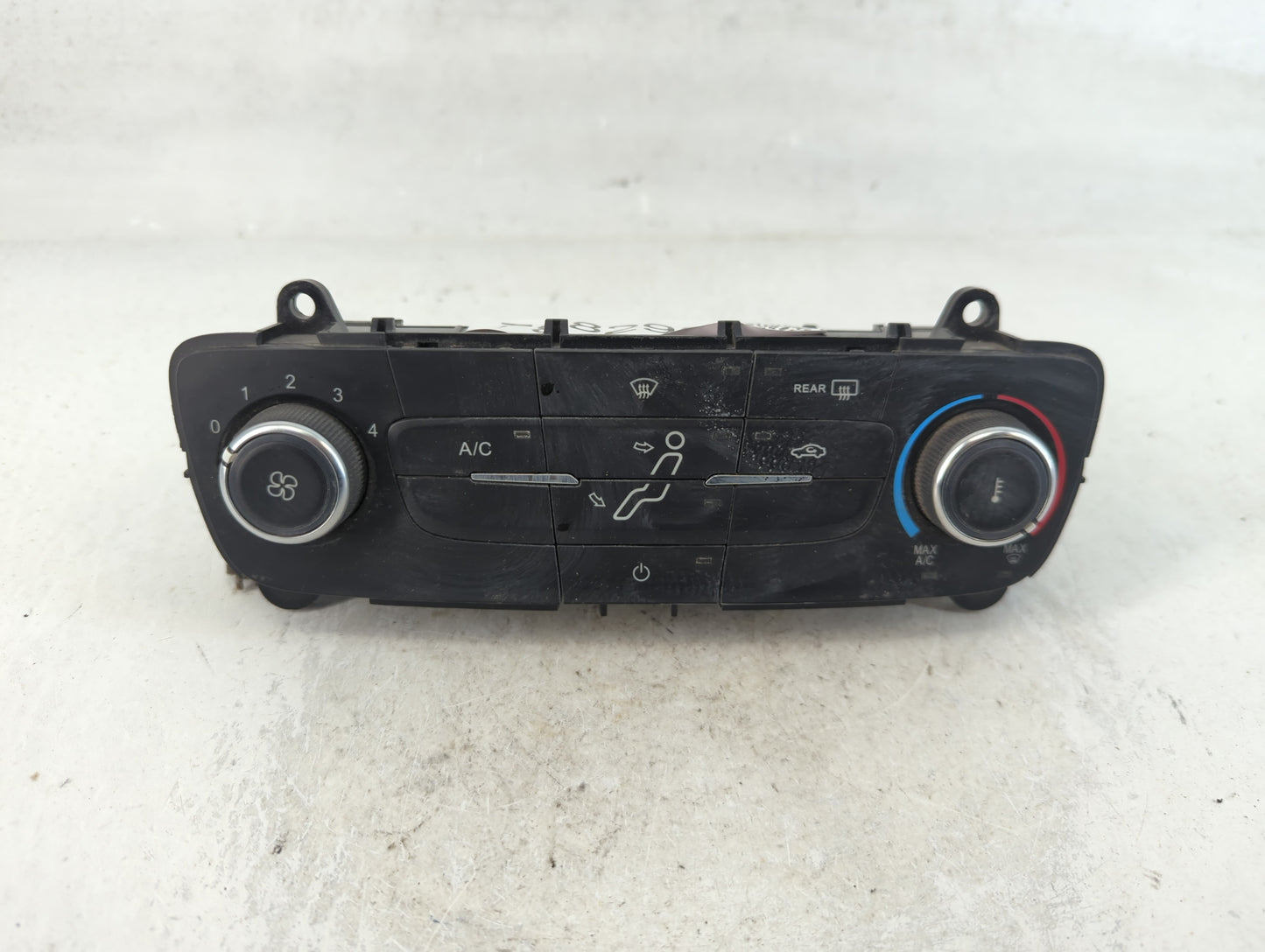 2015-2018 Ford Focus Climate Control Module Temperature AC/Heater Replacement P/N:F1ET-19980-JJ Fits Fits 2015 2016 2017 201