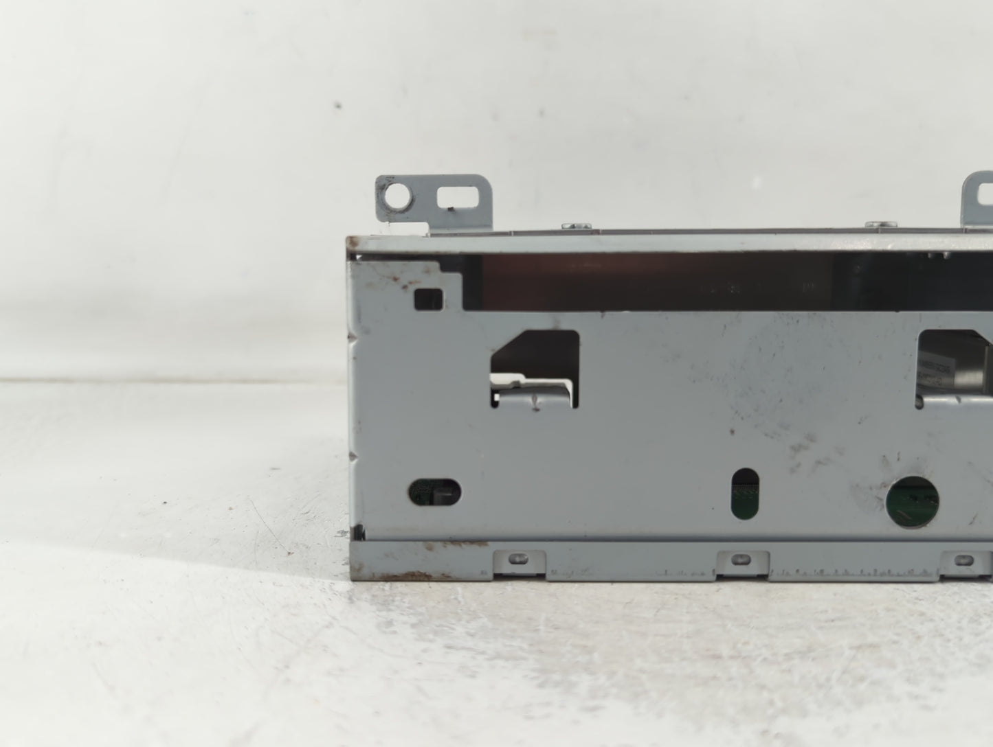2017-2018 Ford Focus Radio AM FM Cd Player Receiver Replacement P/N:JM5T-18D818-BA Fits Fits 2017 2018 OEM Used Auto Parts -
