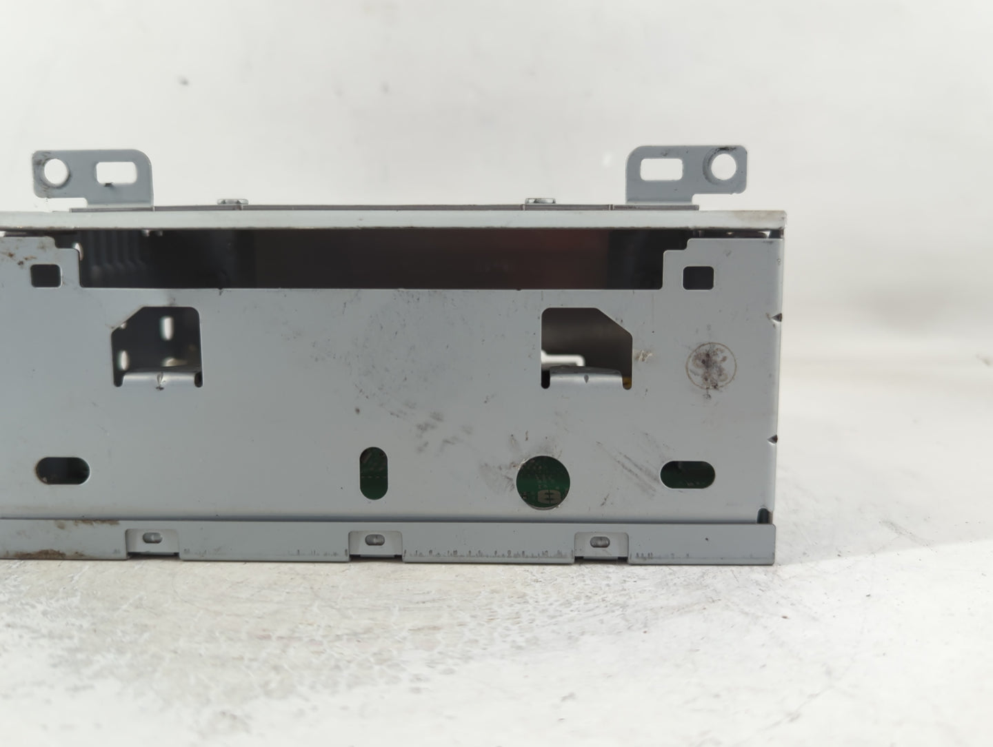 2017-2018 Ford Focus Radio AM FM Cd Player Receiver Replacement P/N:JM5T-18D818-BA Fits Fits 2017 2018 OEM Used Auto Parts -