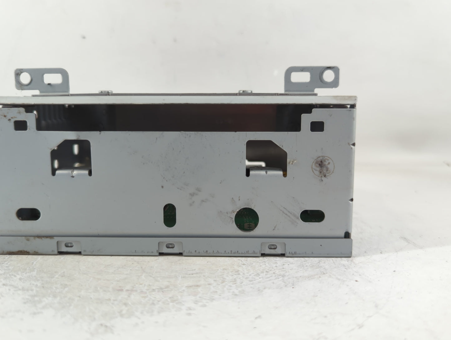 2017-2018 Ford Focus Radio AM FM Cd Player Receiver Replacement P/N:JM5T-18D818-BA Fits Fits 2017 2018 OEM Used Auto Parts -