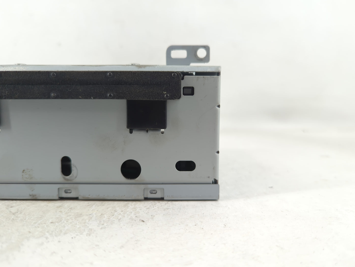 2016-2018 Ford Focus Radio AM FM Cd Player Receiver Replacement P/N:FM5T-19C107-KH Fits Fits 2016 2017 2018 OEM Used Auto Pa