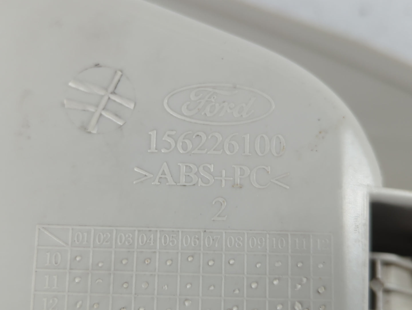 2018 Ford Focus Overhead Roof Console - Oemusedautoparts1.com