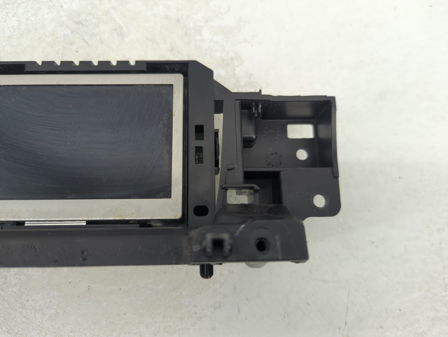 2015-2018 Ford Focus Information Display Screen - Oemusedautoparts1.com