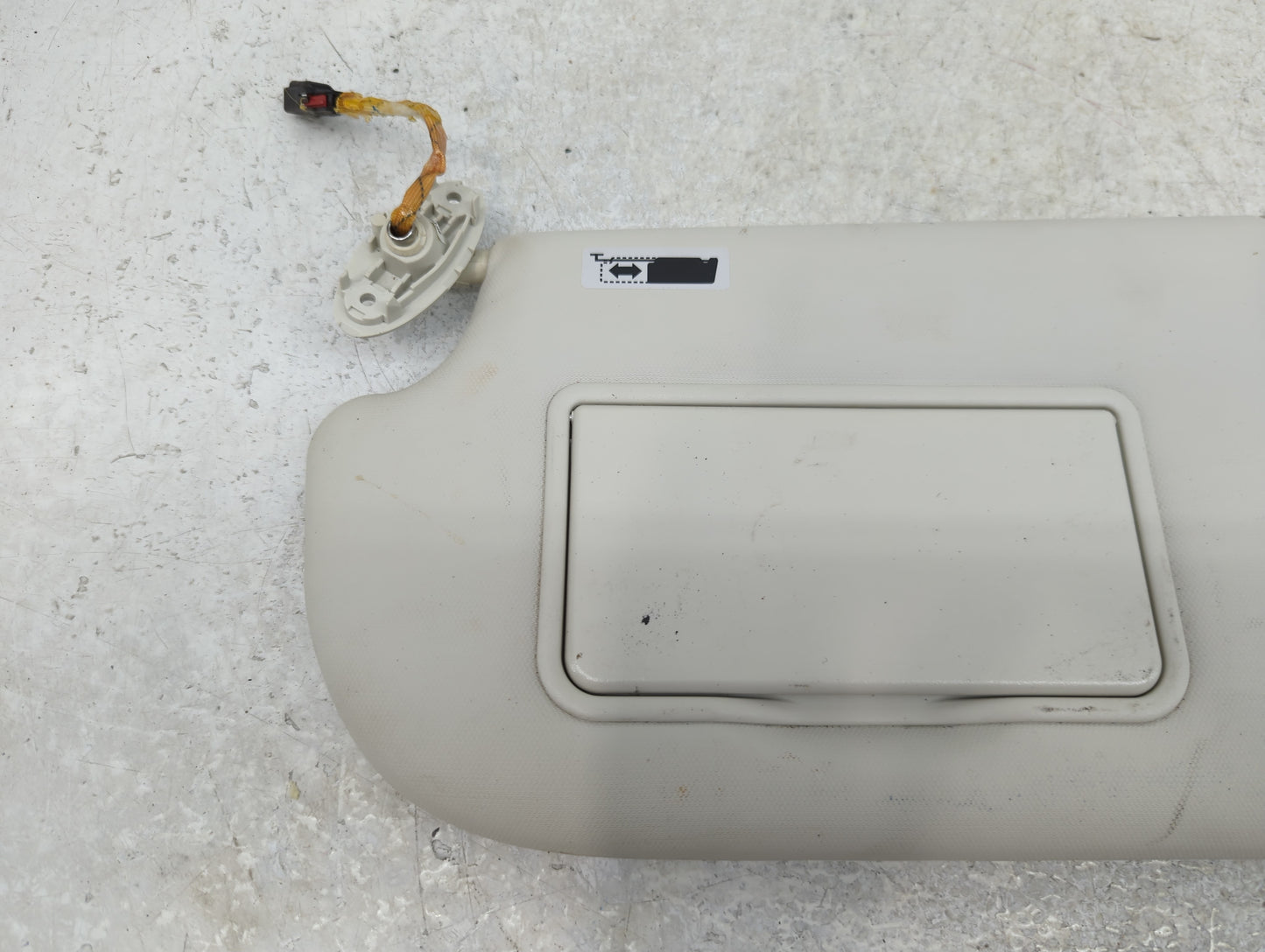 2013-2018 Ford Focus Sun Visor Shade Replacement Driver Left Mirror Fits Fits 2013 2014 2015 2016 2017 2018 OEM Used Auto Pa