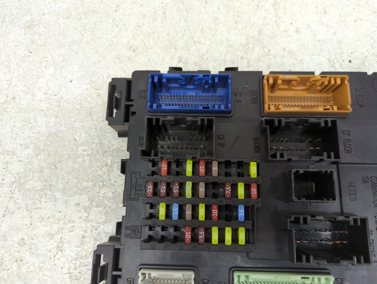 2016-2018 Ford Focus Body Control Module Bcm Inner Cabin Fuse Box 841461 - Oemusedautoparts1.com
