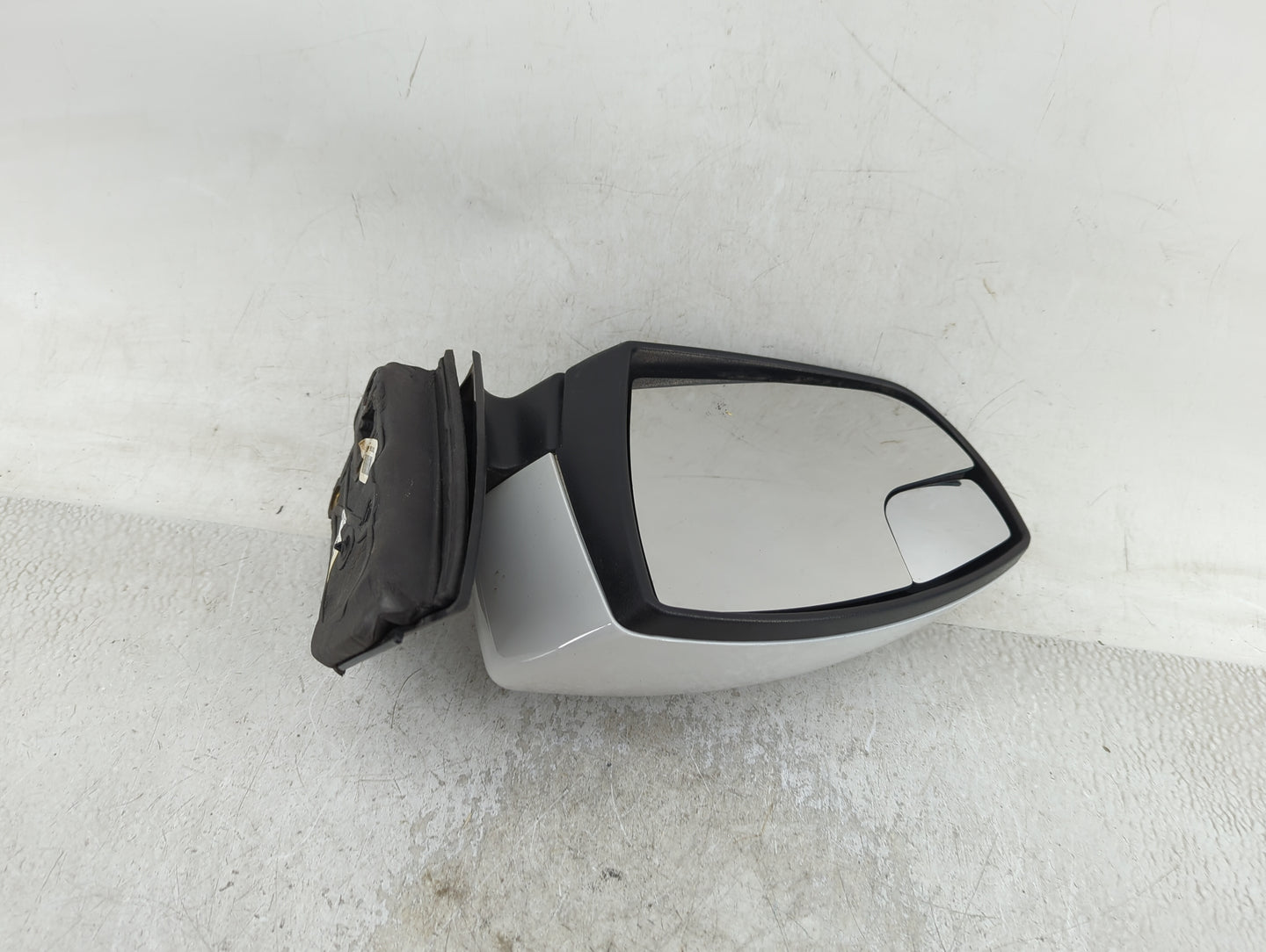 2018 Ford Focus Driver Side View Mirror - Left Door Mirror OEM Used - Oemusedautoparts1.com