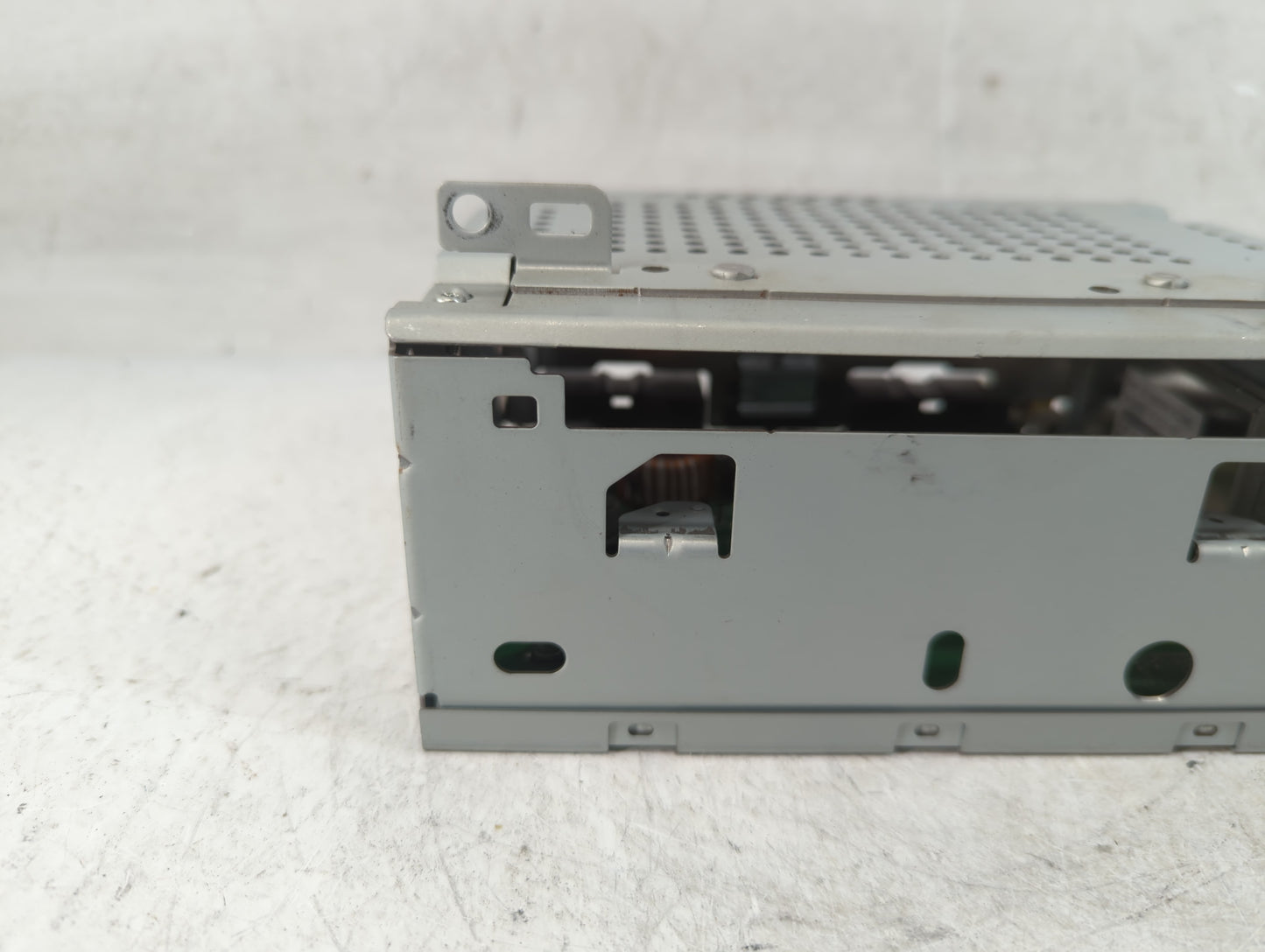 2018 Ford Focus Radio AM FM Cd Player Receiver Replacement P/N:JM5T-18D818-BA Fits OEM Used Auto Parts - Oemusedautoparts1.c