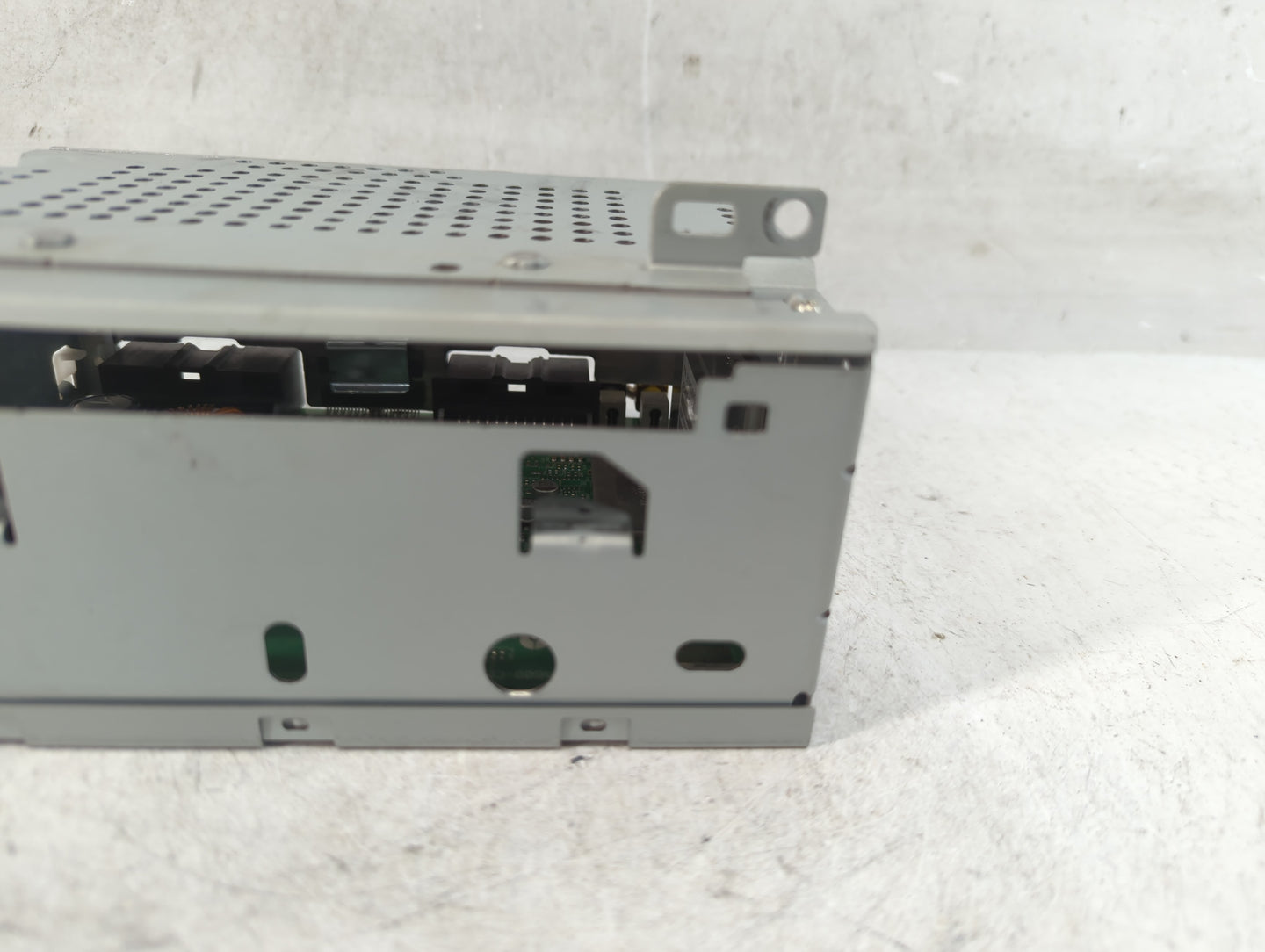 2018 Ford Focus Radio AM FM Cd Player Receiver Replacement P/N:JM5T-18D818-BA Fits OEM Used Auto Parts - Oemusedautoparts1.c