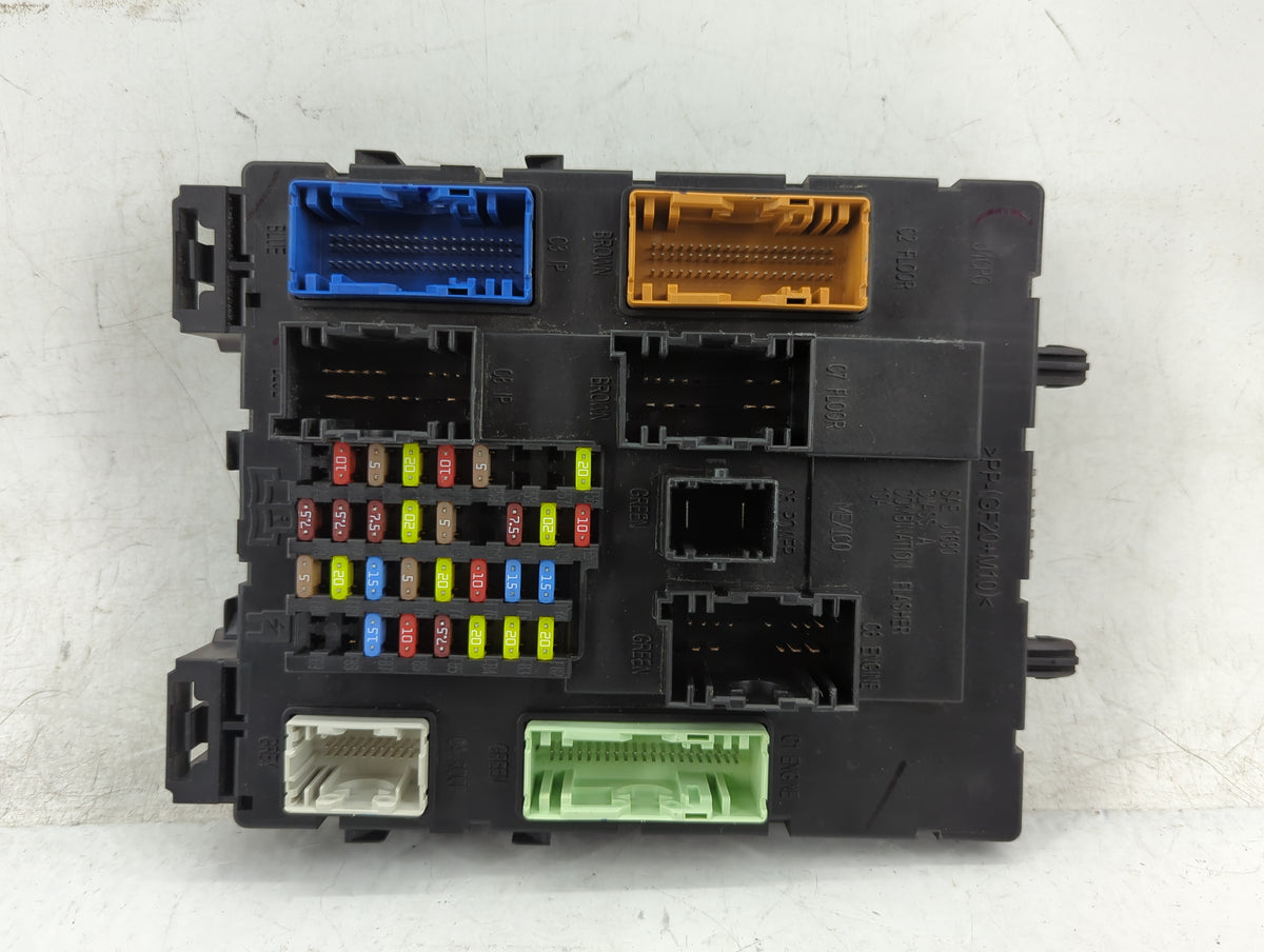 2016-2018 Ford Focus Body Control Module Bcm Inner Cabin Fuse Box 895700 - Oemusedautoparts1.com