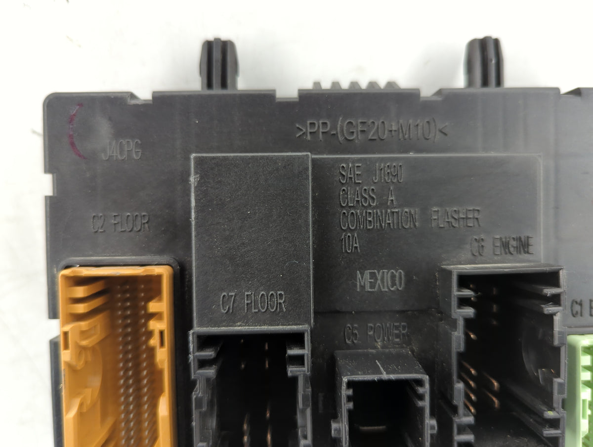 2016-2018 Ford Focus Body Control Module Bcm Inner Cabin Fuse Box 895700 - Oemusedautoparts1.com