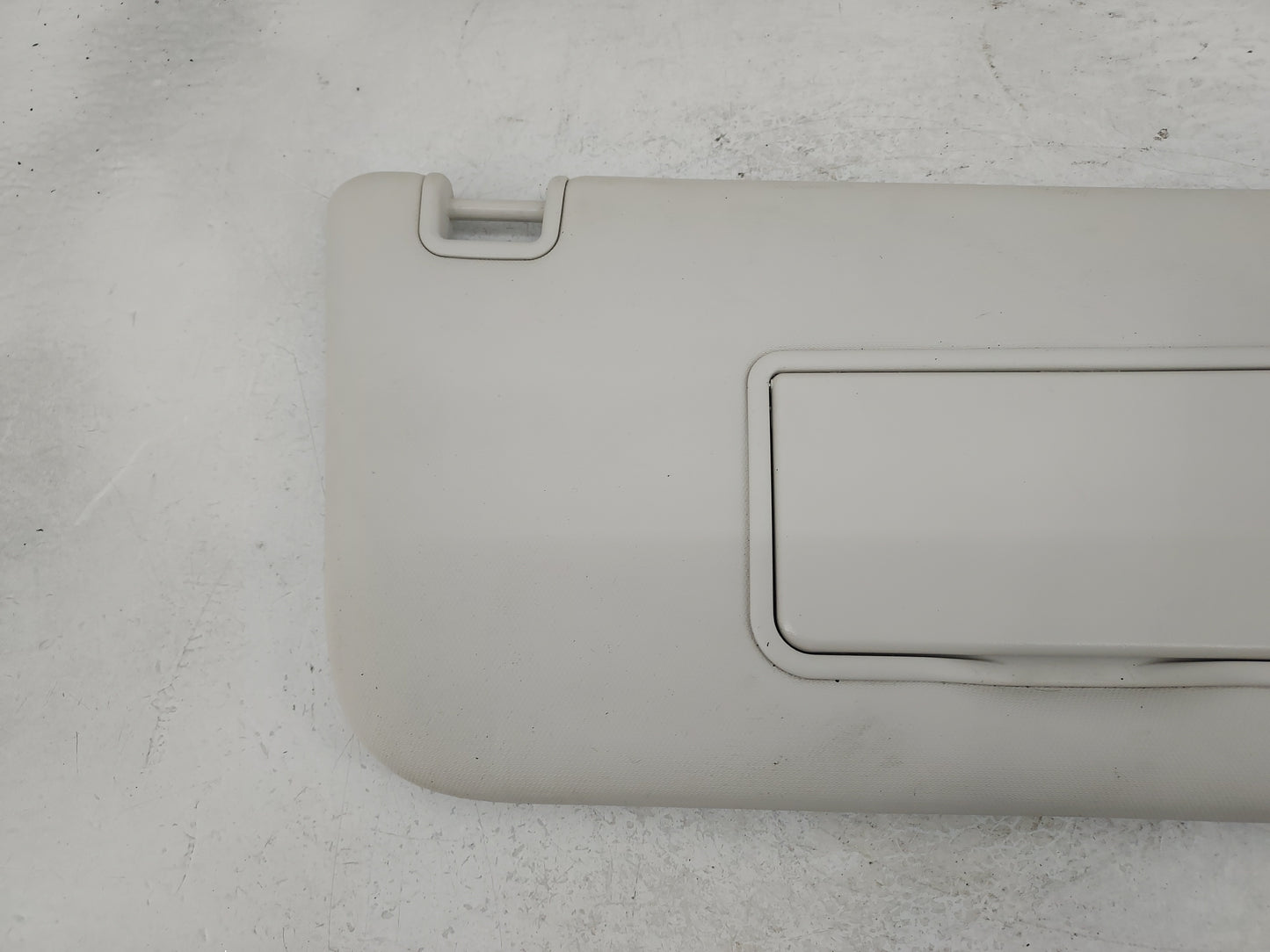 2013-2018 Ford Focus Sun Visor Shade Replacement Passenger Right Mirror Fits Fits 2013 2014 2015 2016 2017 2018 OEM Used Aut