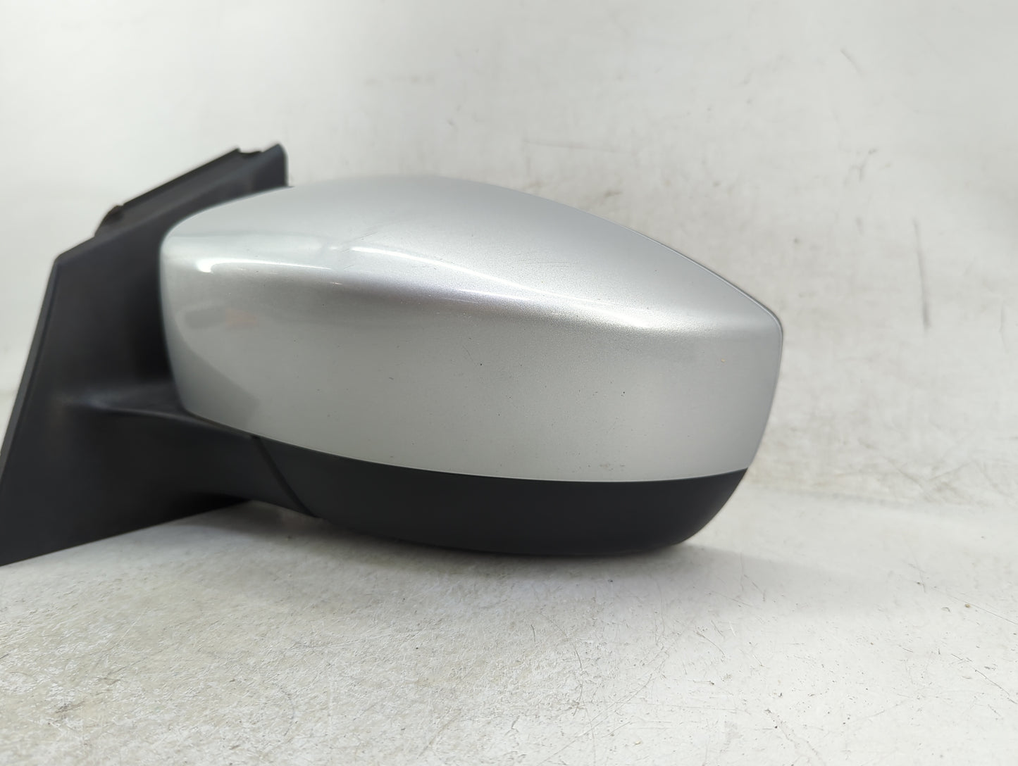 2018 Ford Focus Driver Side View Mirror - Left Door Mirror OEM Used - Oemusedautoparts1.com