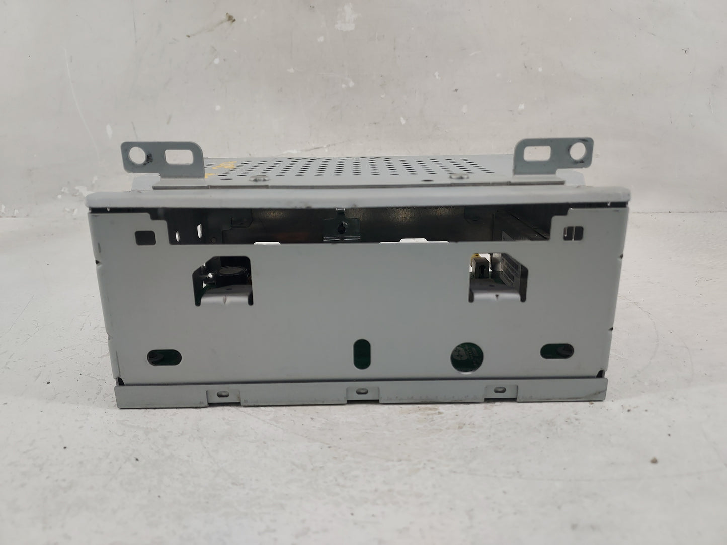 2018 Ford Focus Radio AM FM Cd Player Receiver Replacement P/N:JM5T-18D818-BA Fits OEM Used Auto Parts - Oemusedautoparts1.c