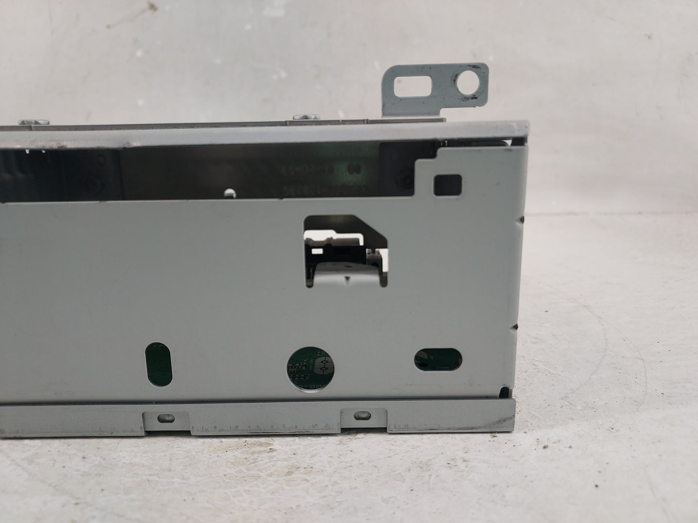 2018 Ford Focus Radio AM FM Cd Player Receiver Replacement P/N:JM5T-18D818-BA Fits OEM Used Auto Parts - Oemusedautoparts1.c