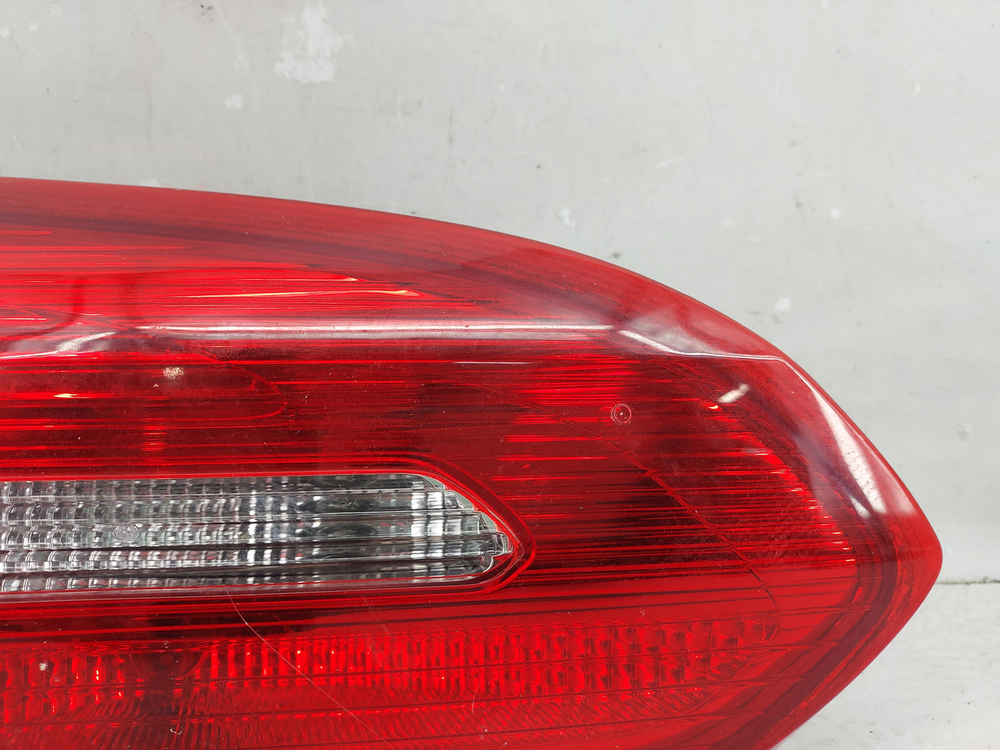 2015 Ford Focus Driver Left Side Tail Light Taillight Deck Lid Mounted - Oemusedautoparts1.com