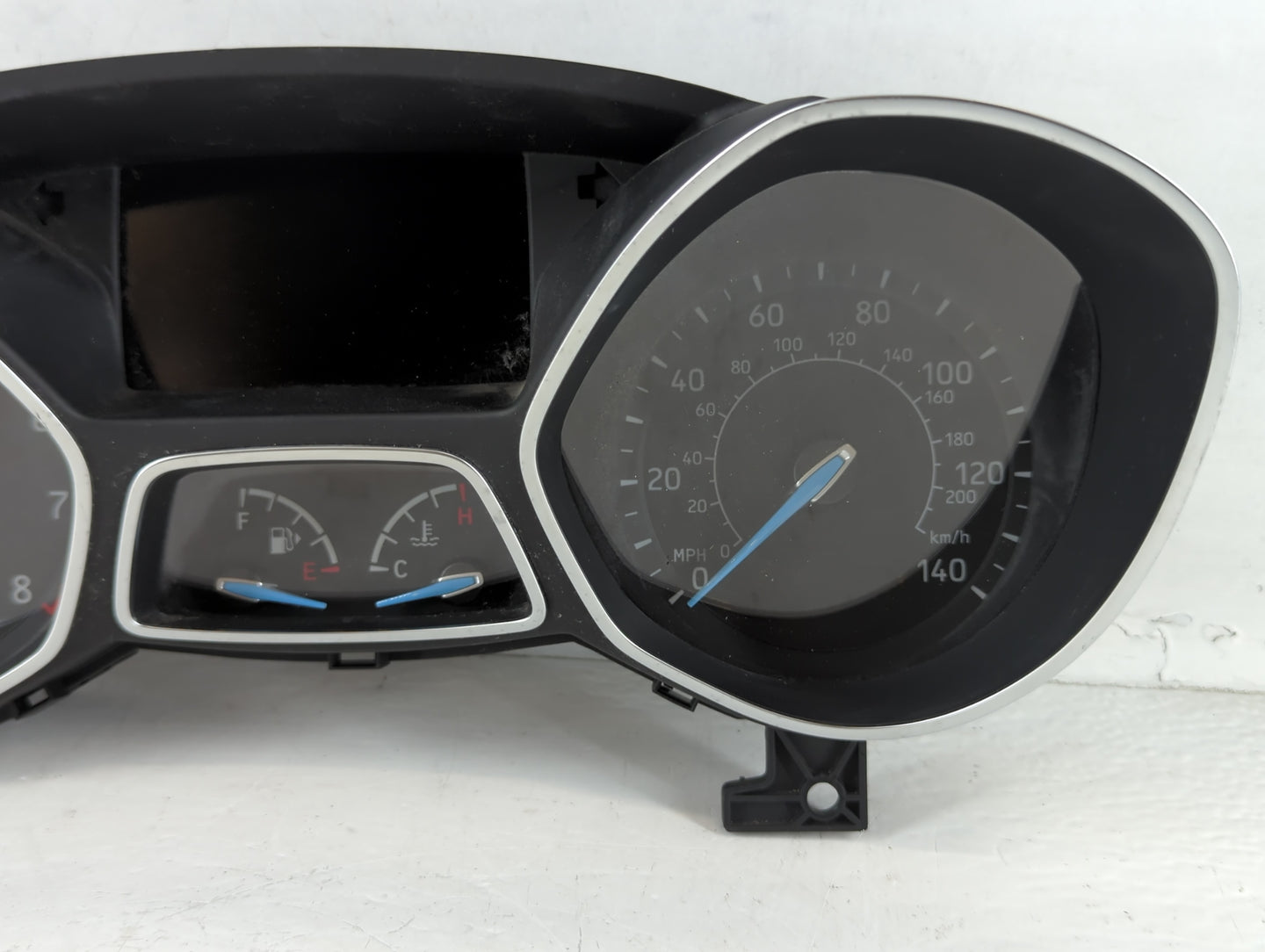 2017-2018 Ford Focus Instrument Cluster Speedometer Gauges P/N:F1ET-10849-CTP Fits Fits 2017 2018 OEM Used Auto Parts - Oemu