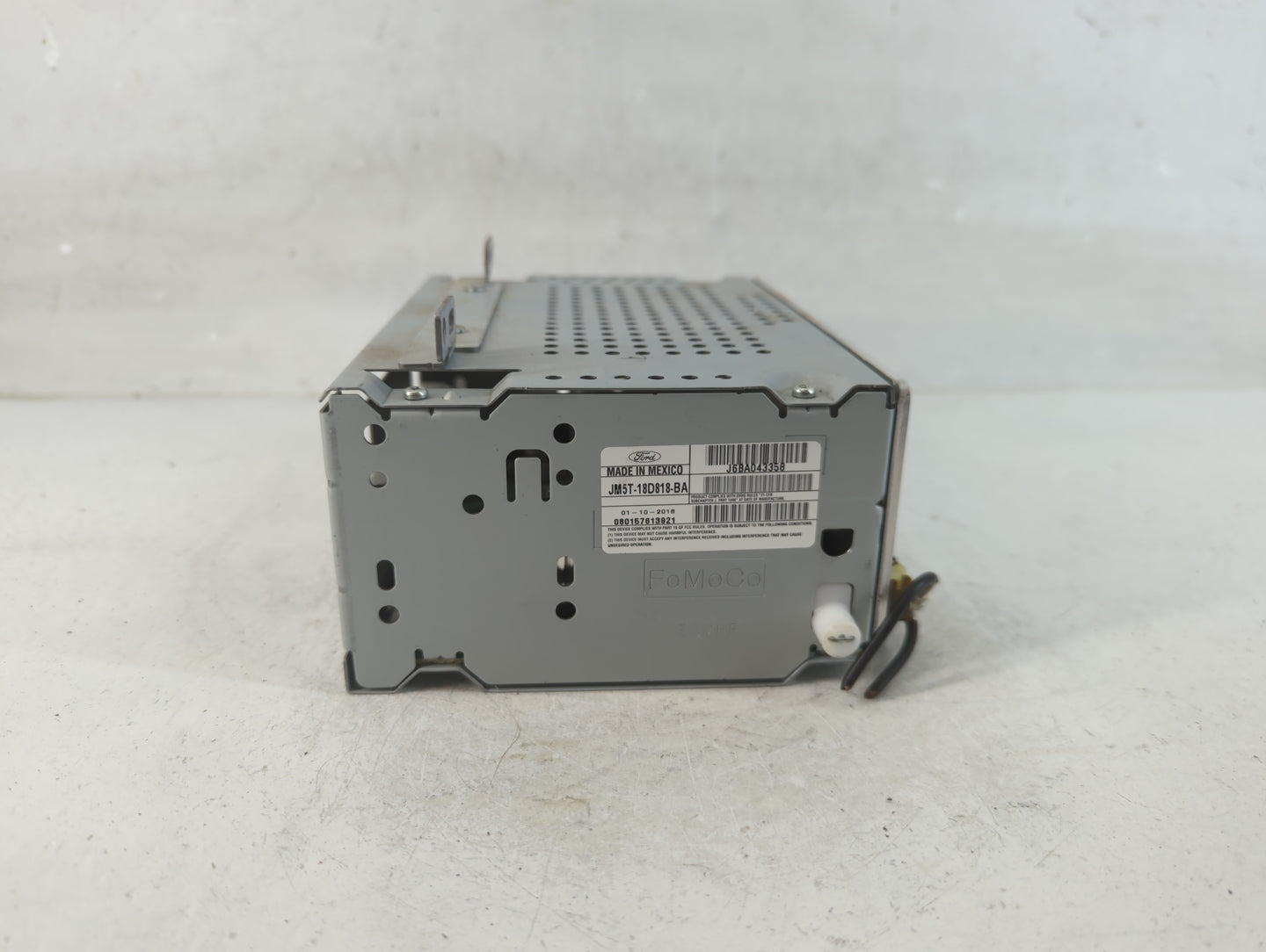 2018 Ford Focus Radio AM FM Cd Player Receiver Replacement P/N:JM5T-18D818-BA Fits OEM Used Auto Parts - Oemusedautoparts1.c