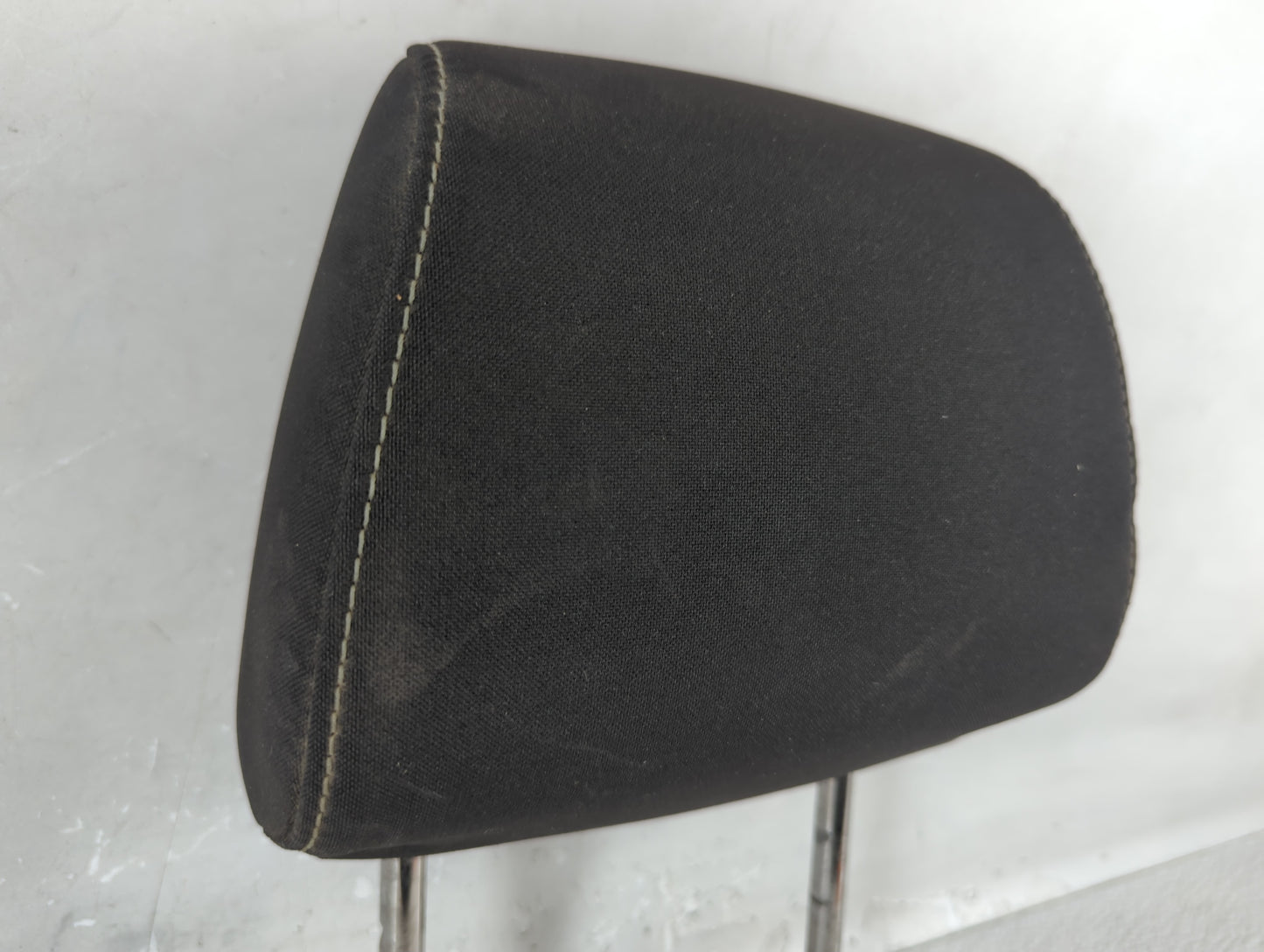 2018 Ford Focus Headrest Head Rest Front Driver Passenger Seat Fits OEM Used Auto Parts - Oemusedautoparts1.com