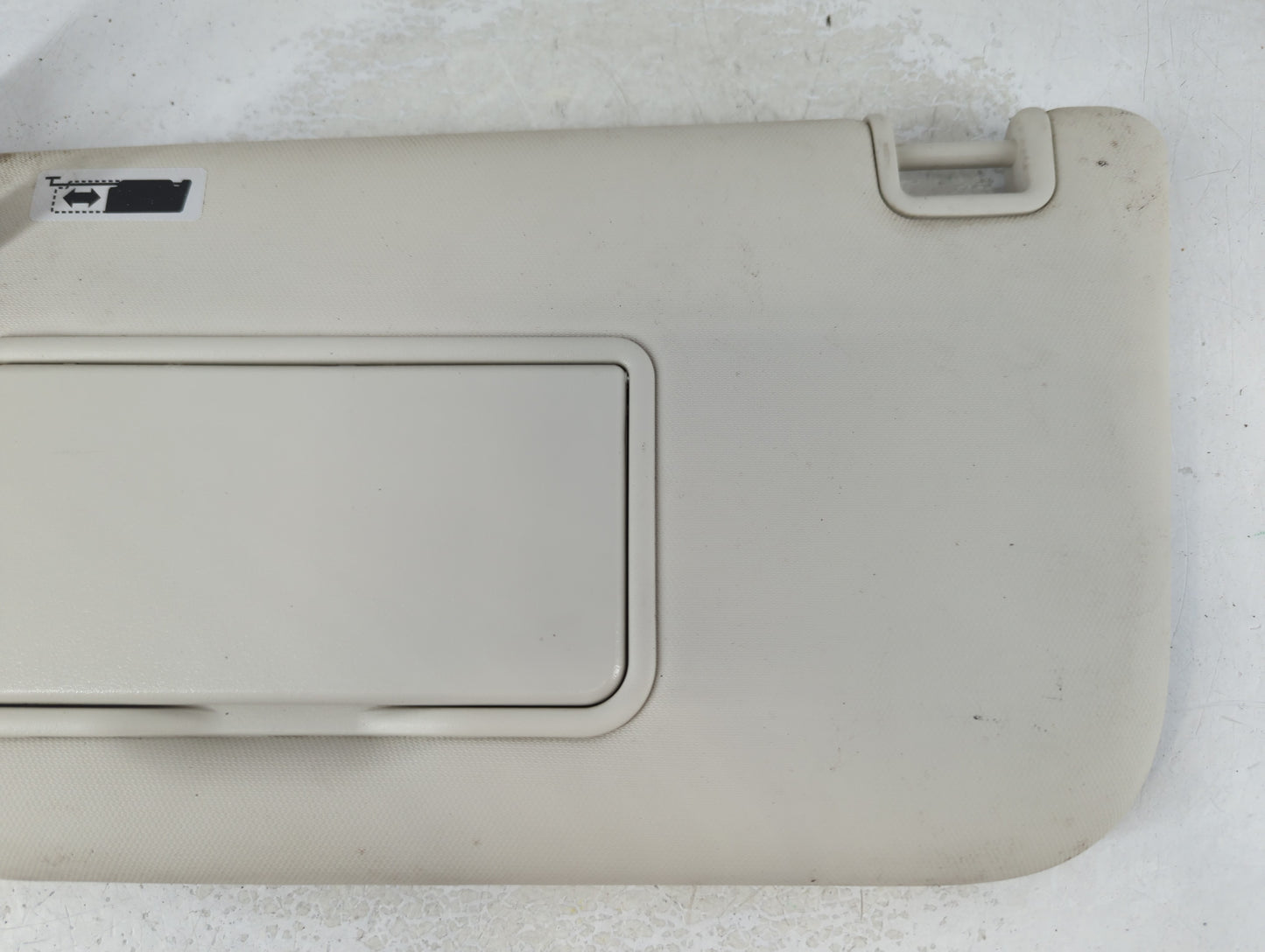 2013-2018 Ford Focus Sun Visor Shade Replacement Driver Left Mirror Fits Fits 2013 2014 2015 2016 2017 2018 OEM Used Auto Pa