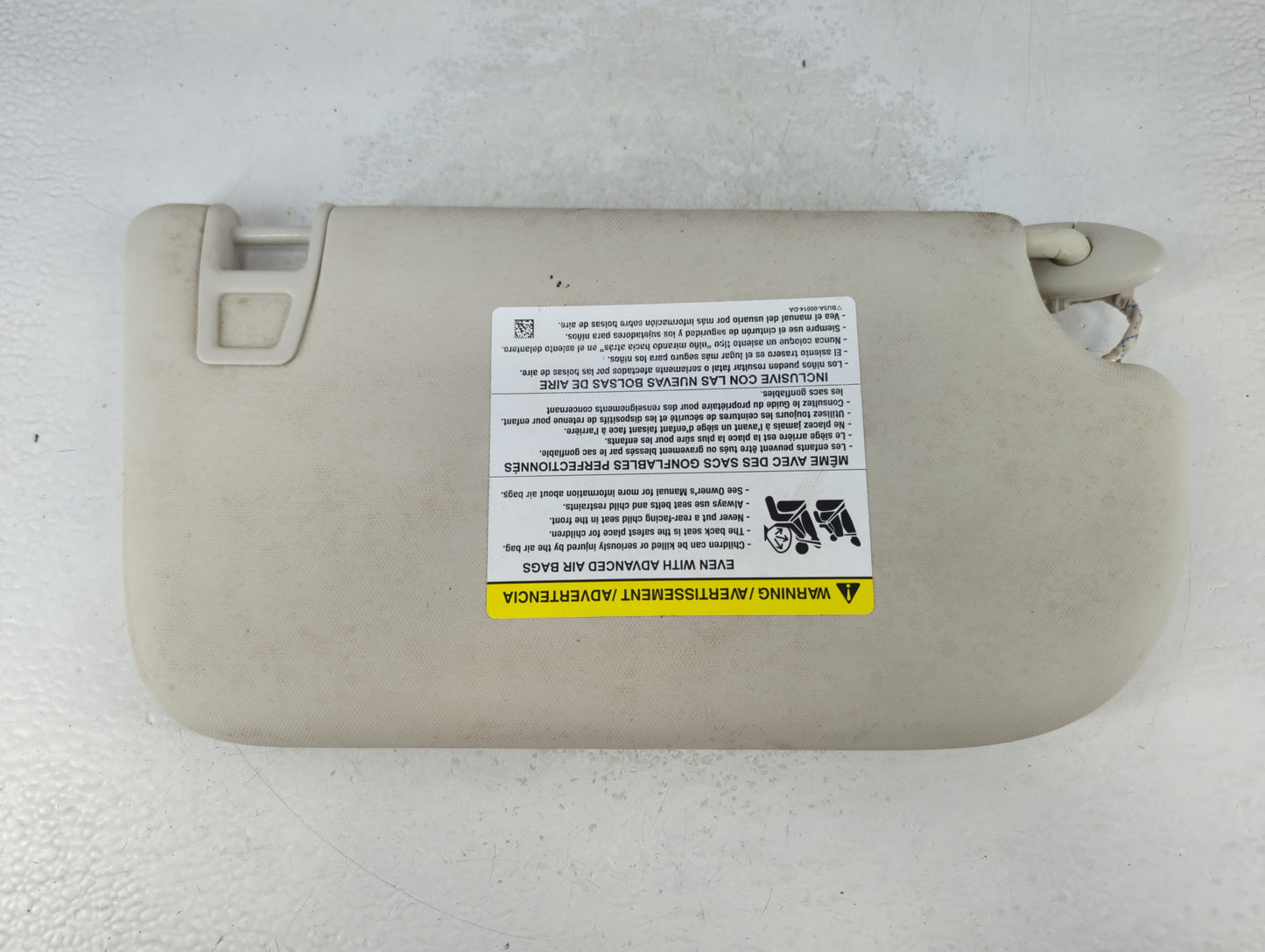 2013-2018 Ford Focus Sun Visor Shade Replacement Driver Left Mirror Fits Fits 2013 2014 2015 2016 2017 2018 OEM Used Auto Pa