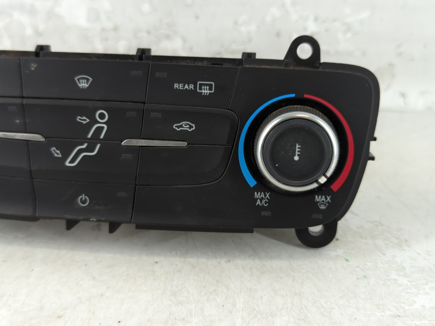2015-2018 Ford Focus Climate Control Module Temperature AC/Heater Replacement P/N:F1ET-19980-JJ Fits Fits 2015 2016 2017 201