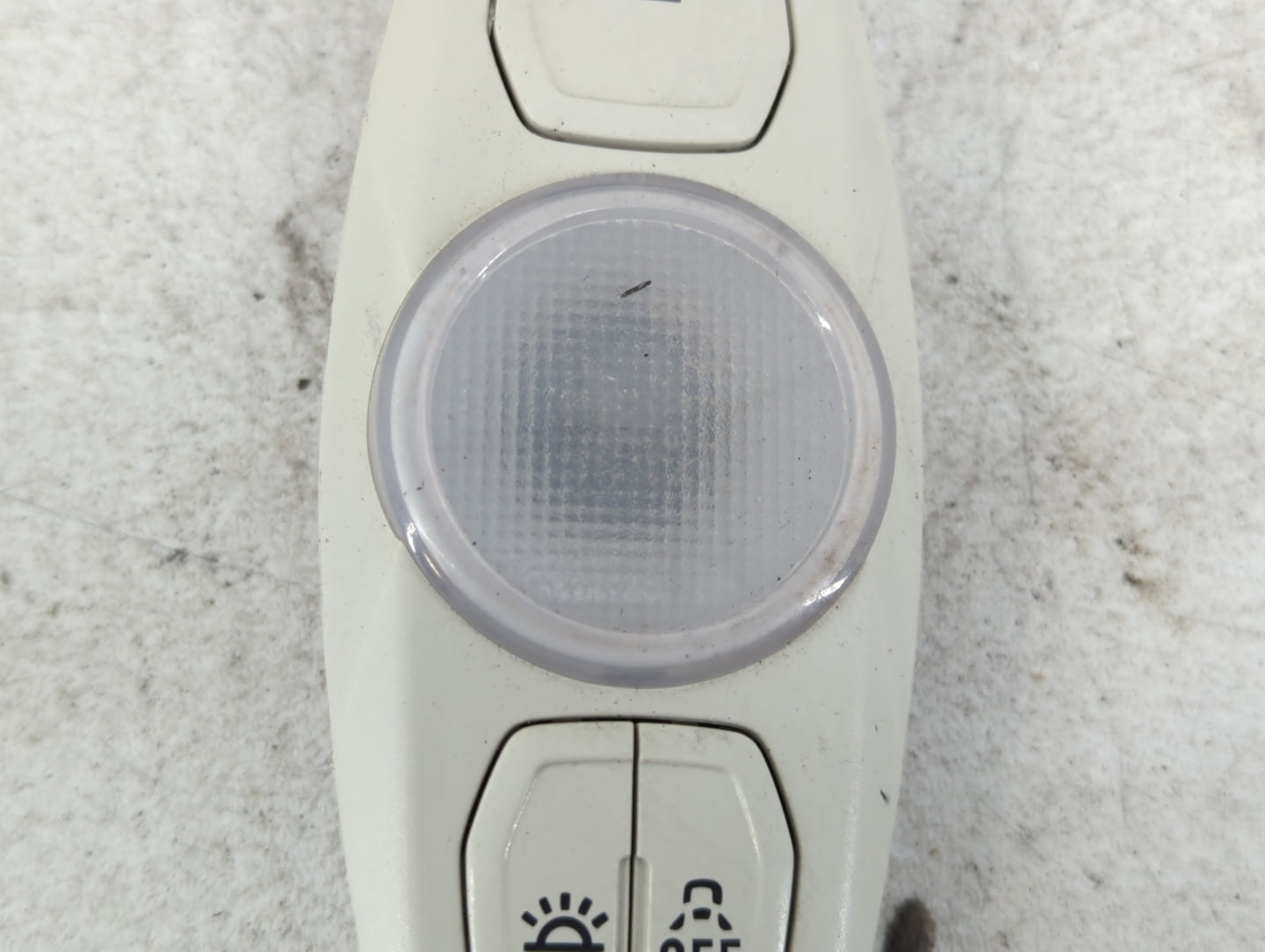 2012-2018 Ford Focus Overhead Roof Console Interior Dome Light - Oemusedautoparts1.com