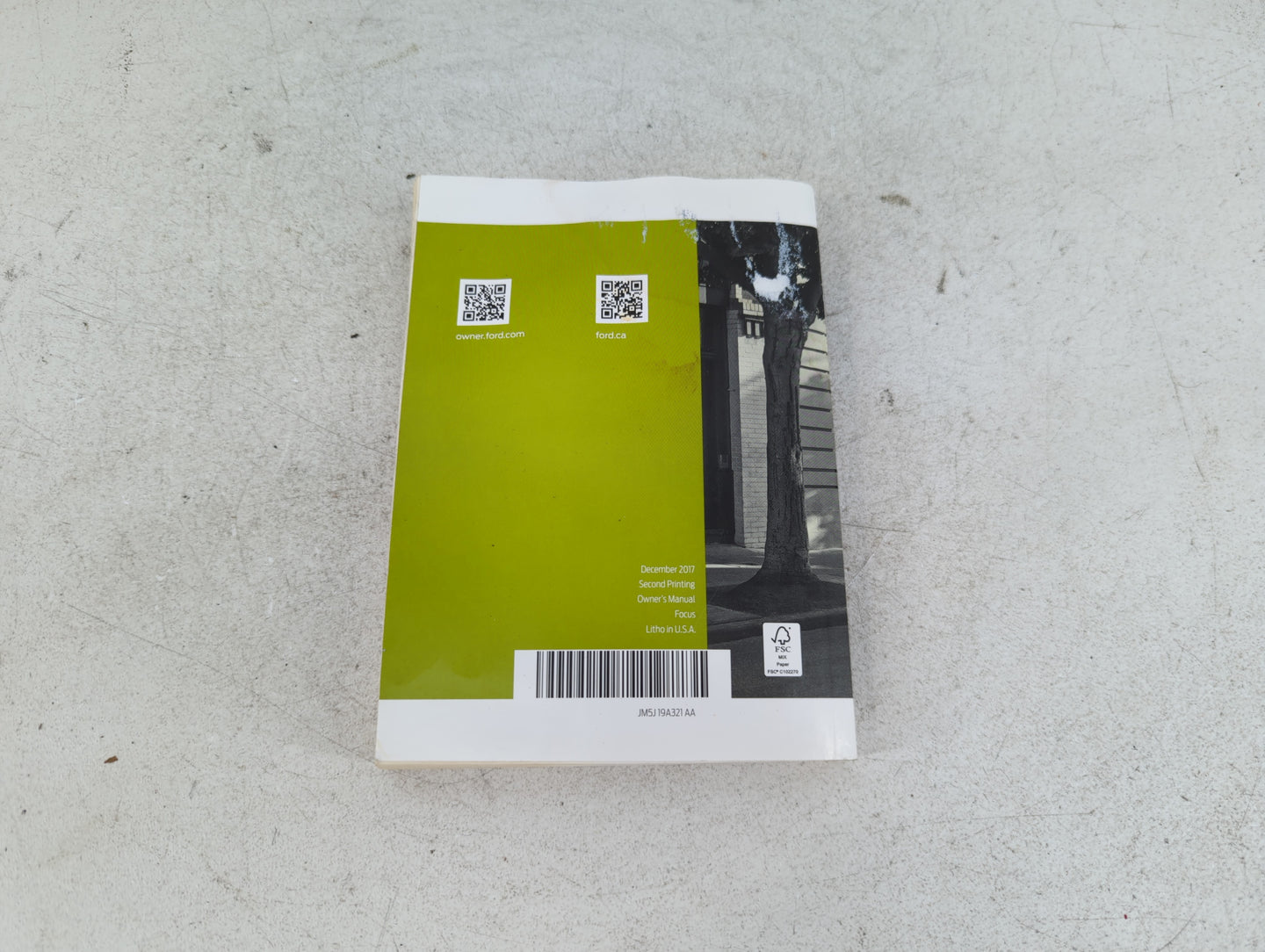 2018 Ford Focus Owners Manual Book Guide P/N:JM5J19A321AA OEM Used Auto Parts - Oemusedautoparts1.com