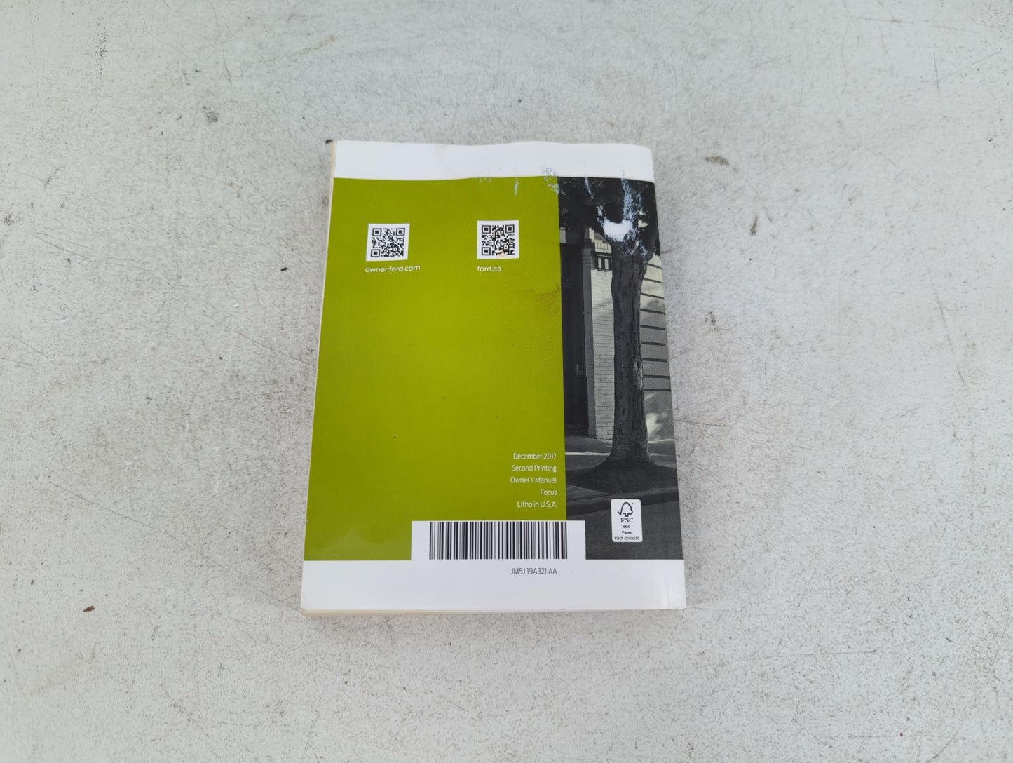 2018 Ford Focus Owners Manual Book Guide P/N:JM5J19A321AA OEM Used Auto Parts - Oemusedautoparts1.com