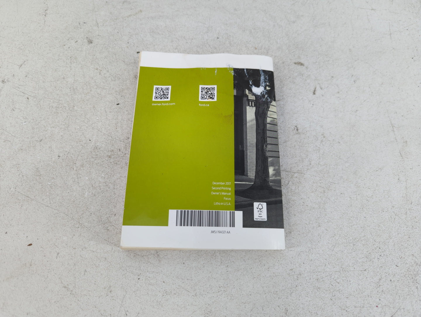2018 Ford Focus Owners Manual Book Guide P/N:JM5J19A321AA OEM Used Auto Parts - Oemusedautoparts1.com
