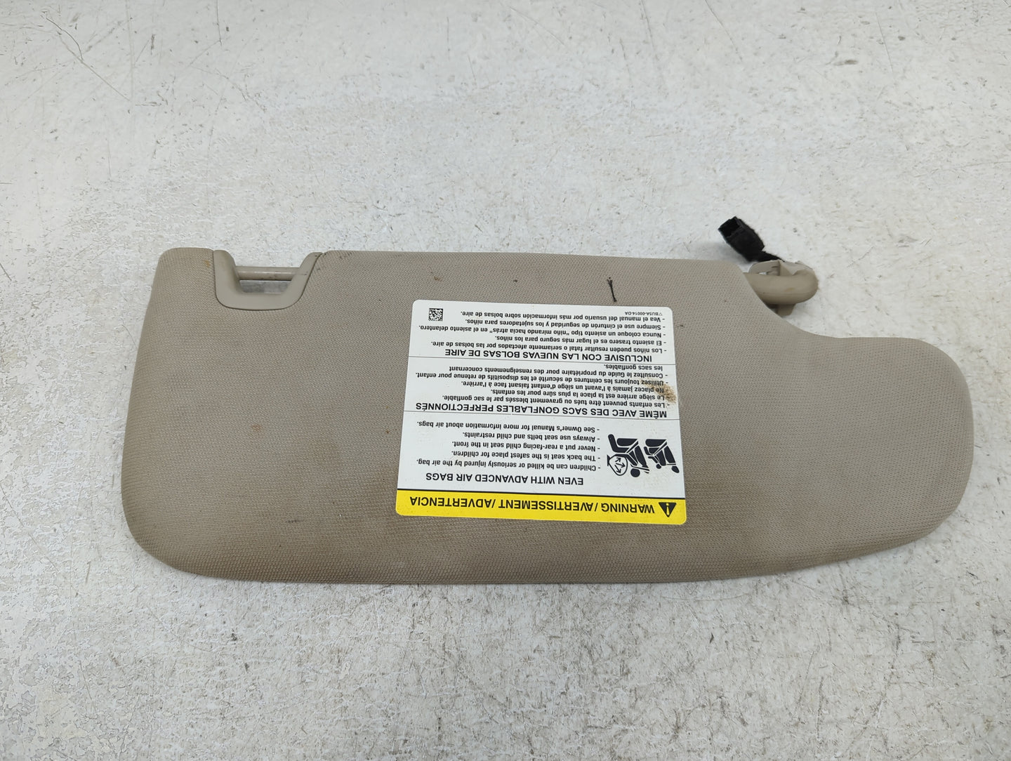 2017-2020 Ford Fusion Sun Visor Shade Replacement Driver Left Mirror Fits Fits 2017 2018 2019 2020 OEM Used Auto Parts - Oem