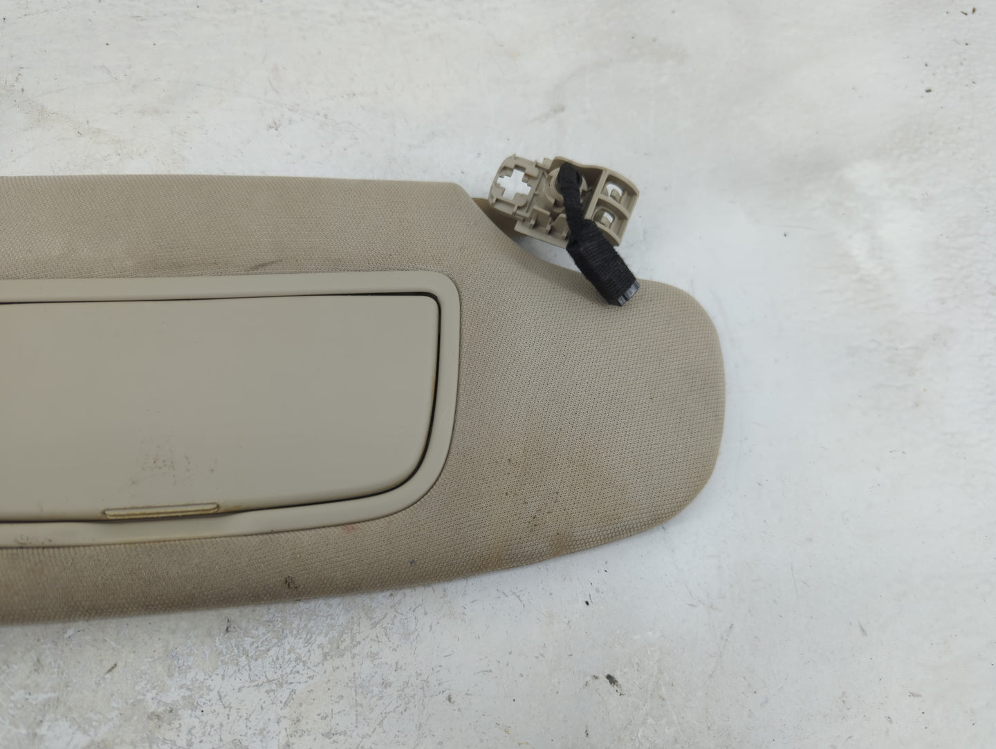 2017-2020 Ford Fusion Sun Visor Shade Replacement Passenger Right Mirror Fits Fits 2017 2018 2019 2020 OEM Used Auto Parts -