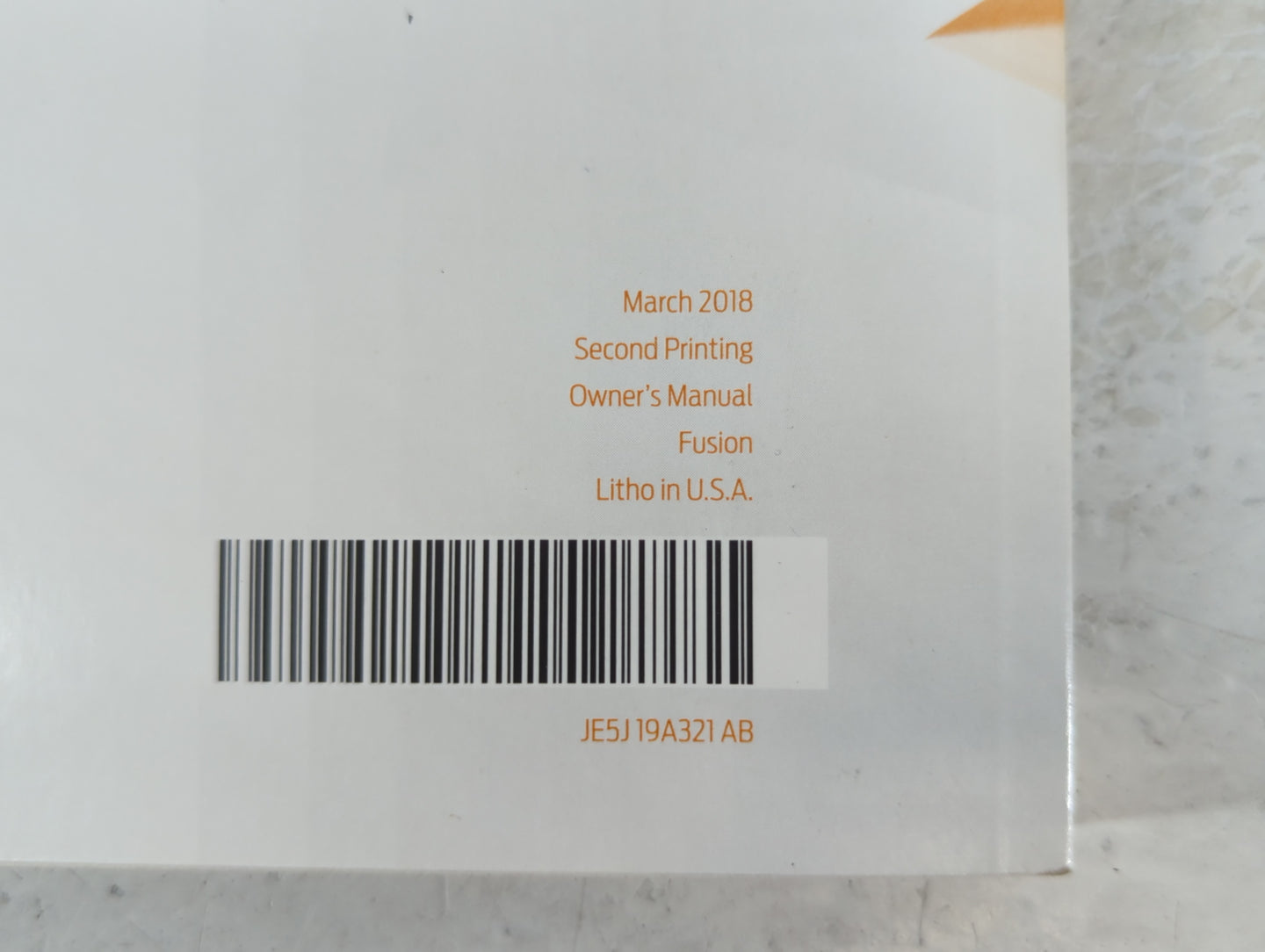 2018 Ford Fusion Owners Manual Book Guide P/N:JE5J 19A321 AB OEM Used Auto Parts - Oemusedautoparts1.com