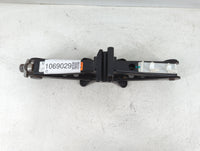 2018 Ford Fusion Spare Scissor Car Jack 1069029 - Oemusedautoparts1.com
